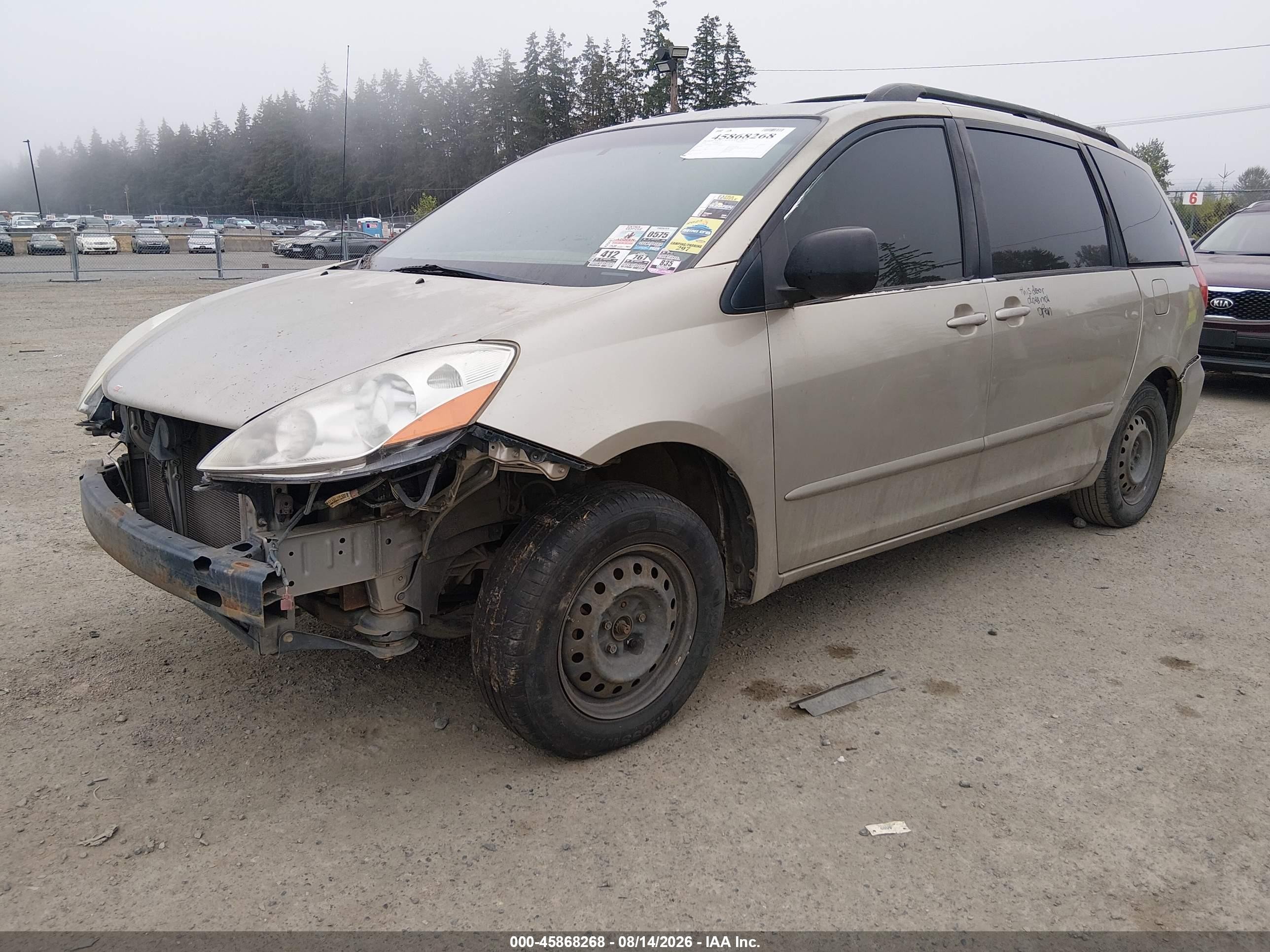 2010 Toyota Sienna Le Tan vin: 5TDKK4CC7AS289750