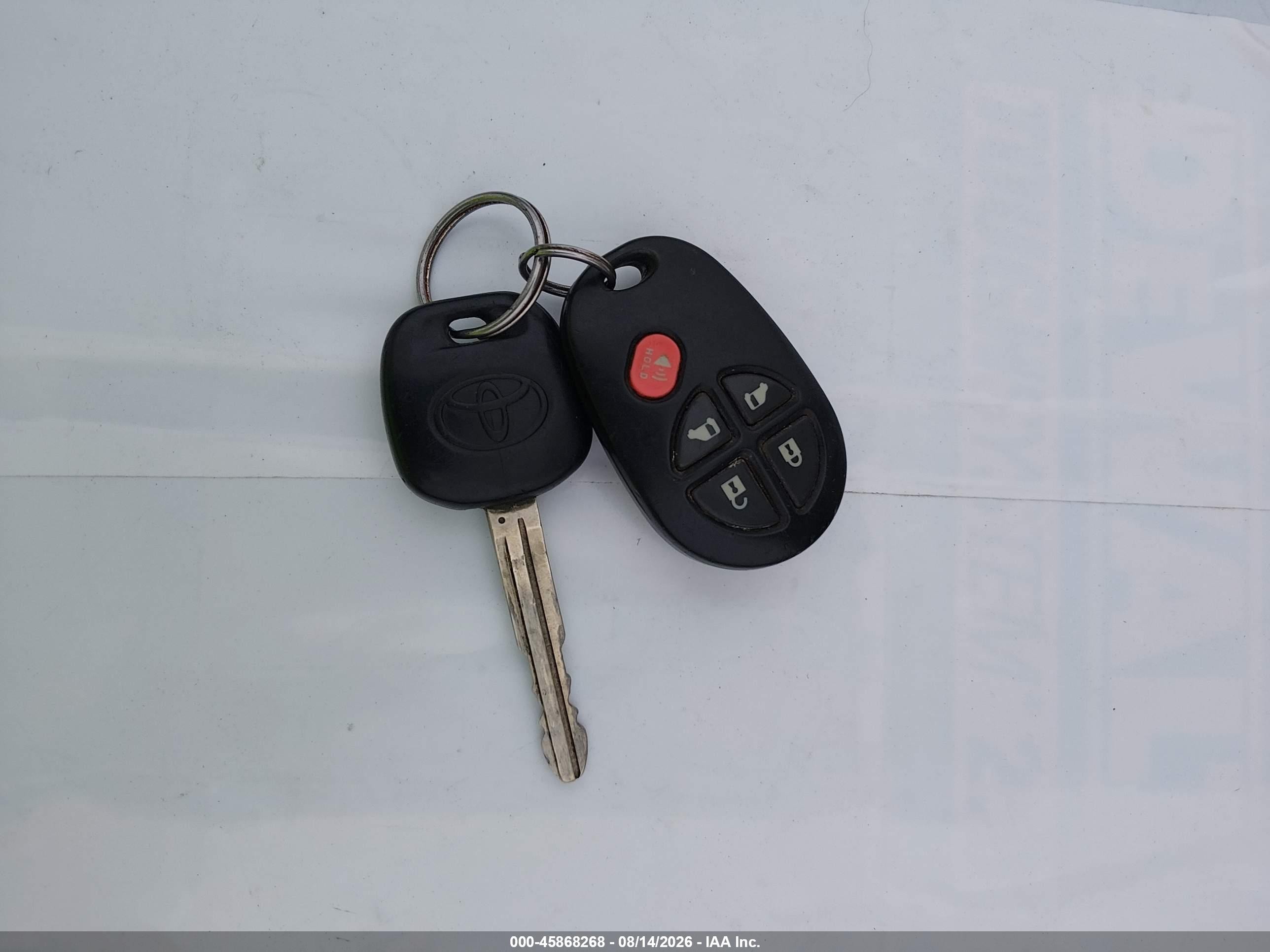2010 Toyota Sienna Le Tan vin: 5TDKK4CC7AS289750