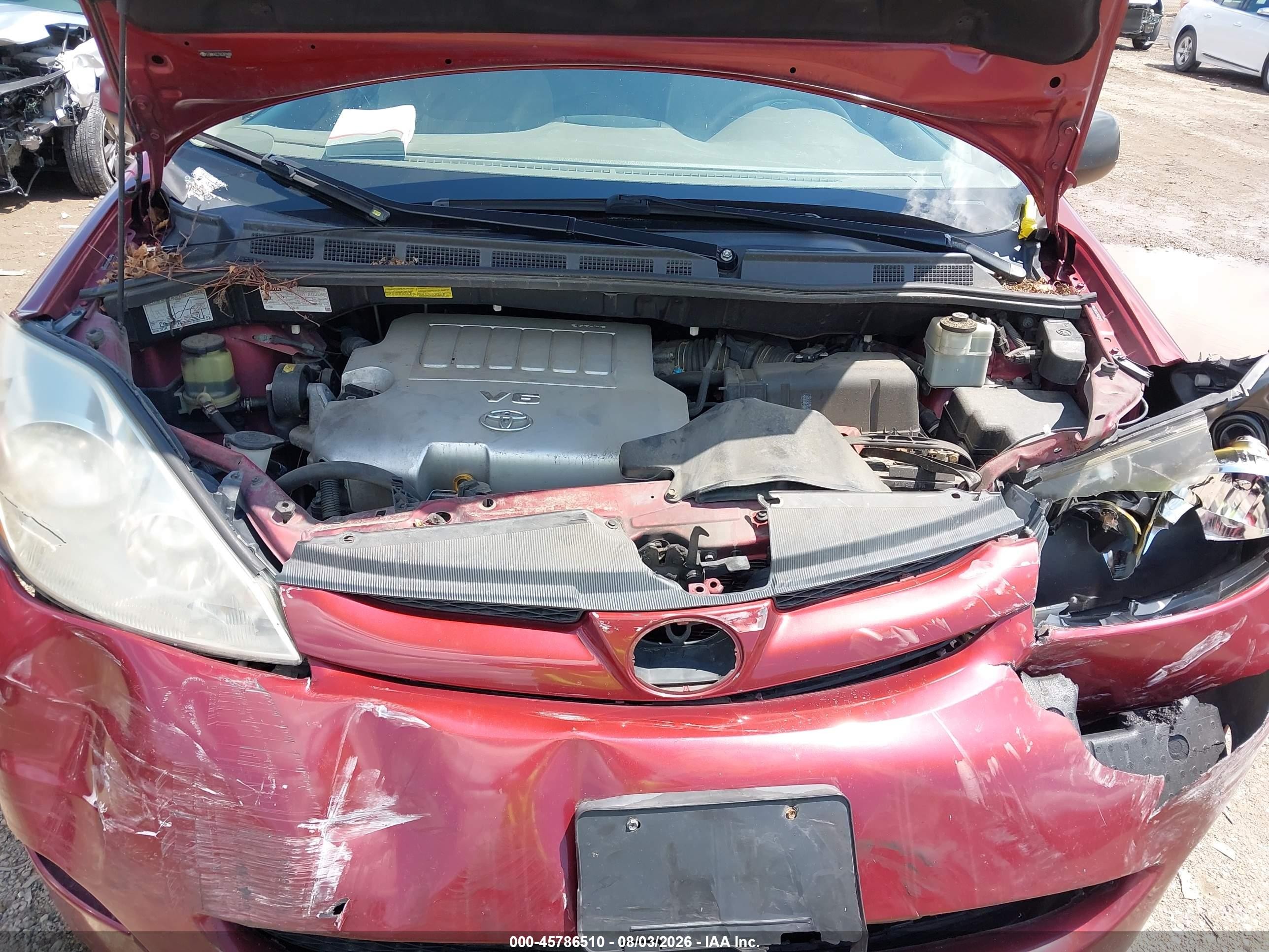 2010 Toyota Sienna Le Red vin: 5TDKK4CC7AS301489