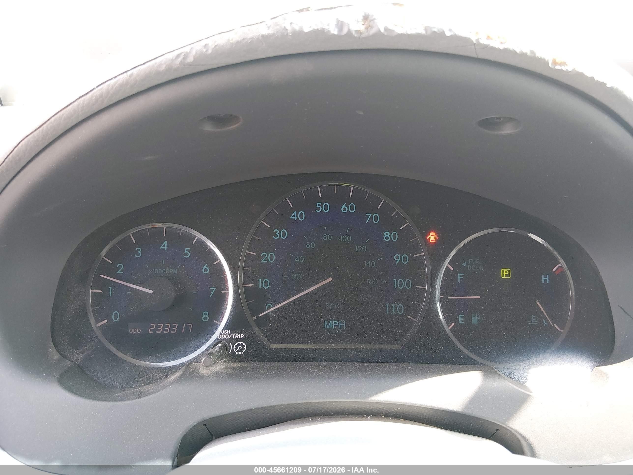 2010 Toyota Sienna Le Silver vin: 5TDKK4CC7AS308975