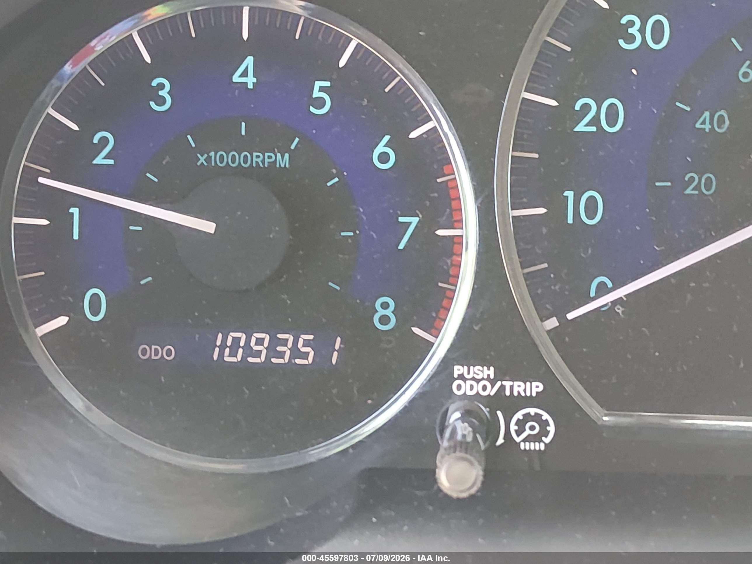 2010 Toyota Sienna Le Green vin: 5TDKK4CC7AS314677