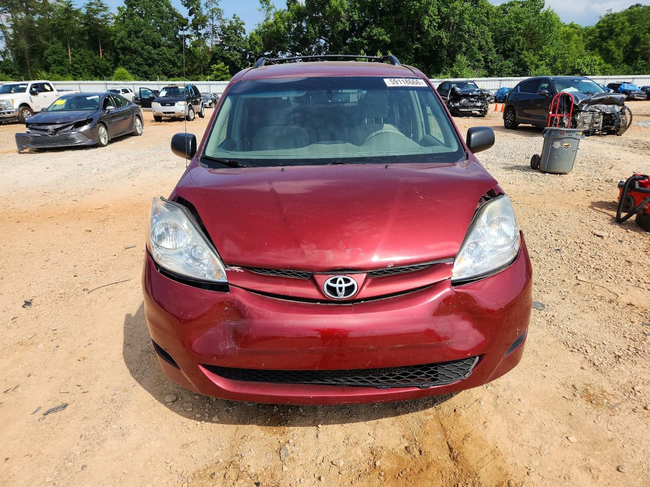 2010 Toyota Sienna Le 7-passenger Burgundy vin: 5TDKK4CC7AS332113