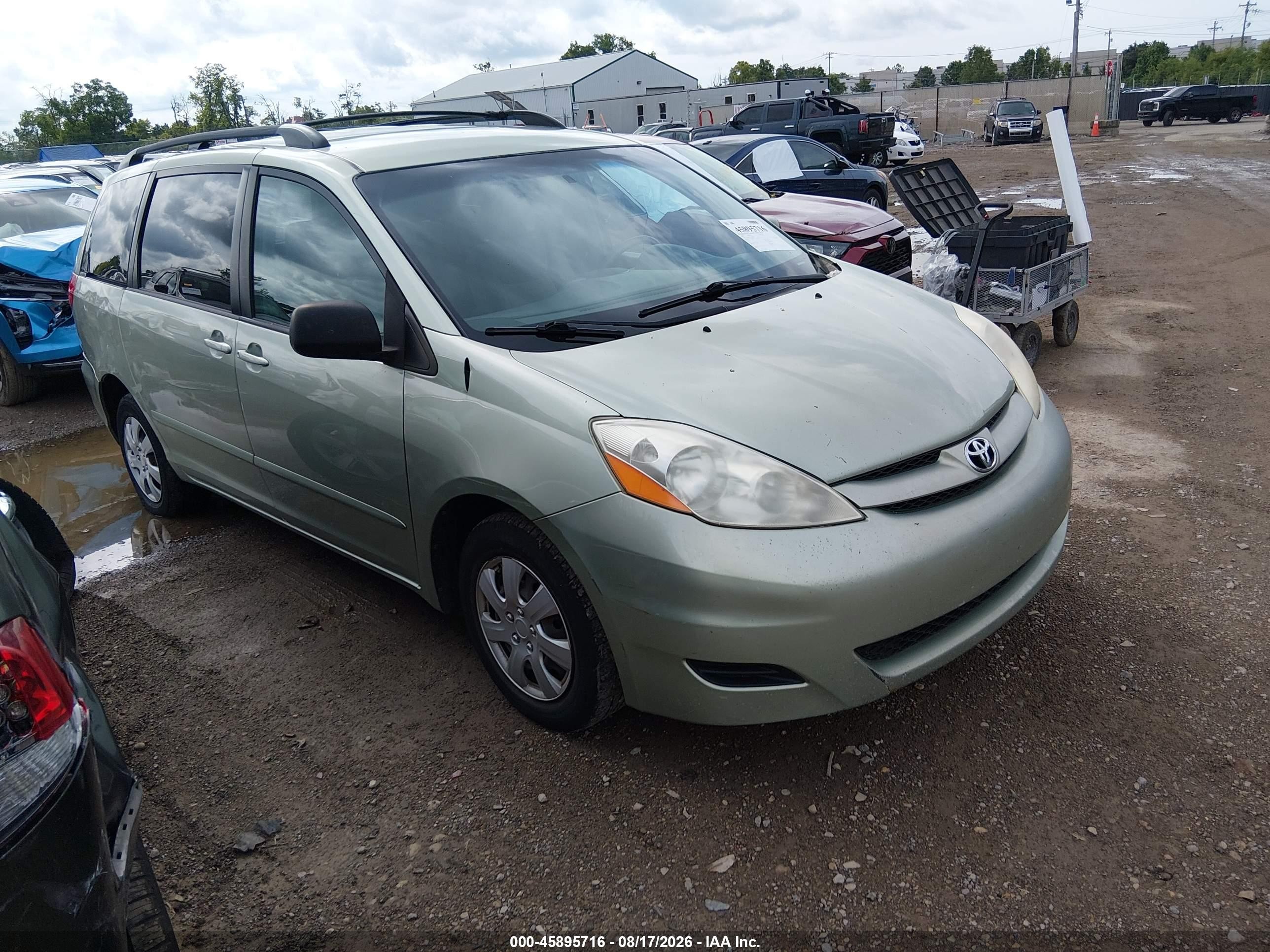 2010 Toyota Sienna Le Gray vin: 5TDKK4CC7AS340681