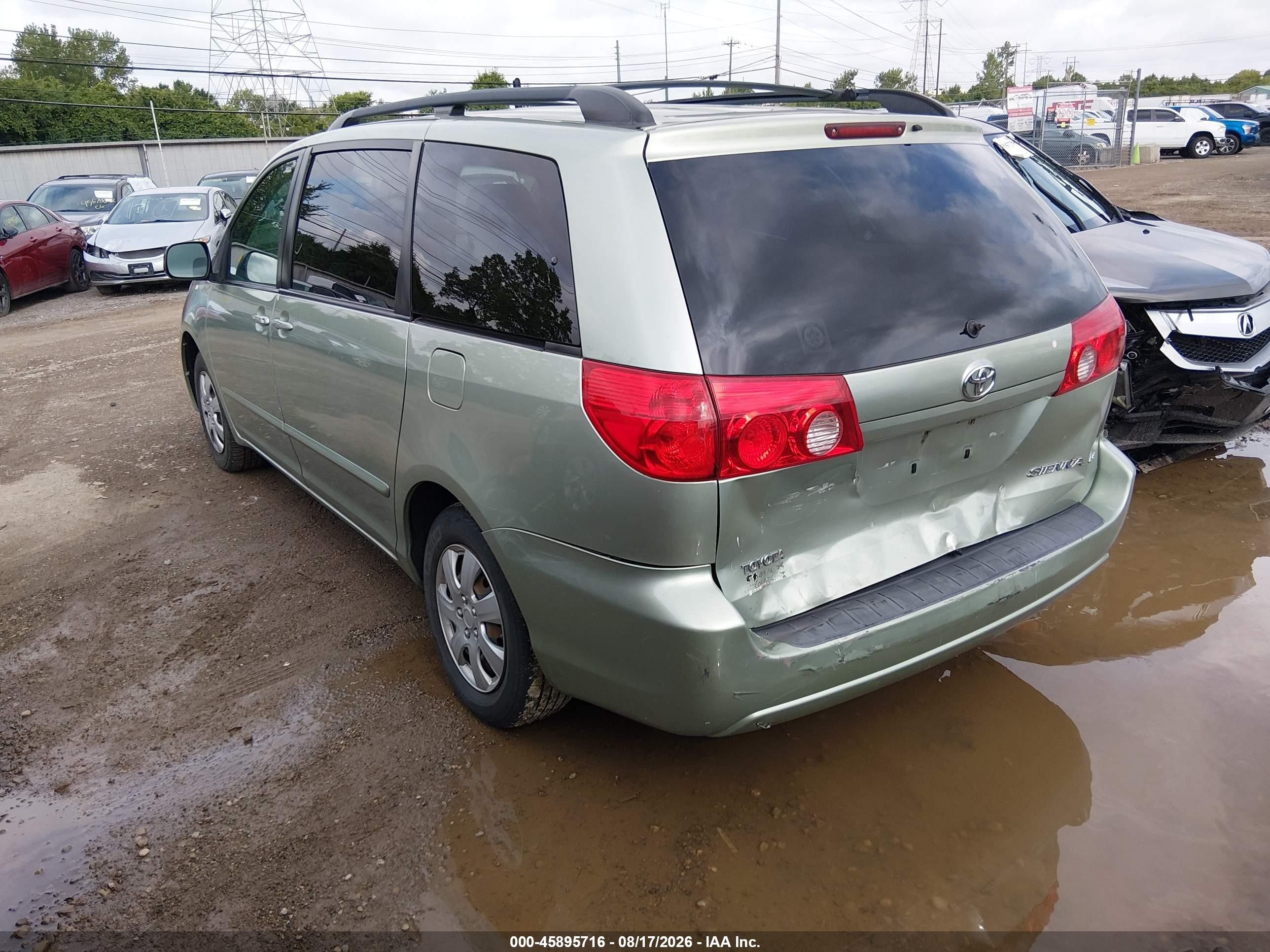 2010 Toyota Sienna Le Gray vin: 5TDKK4CC7AS340681