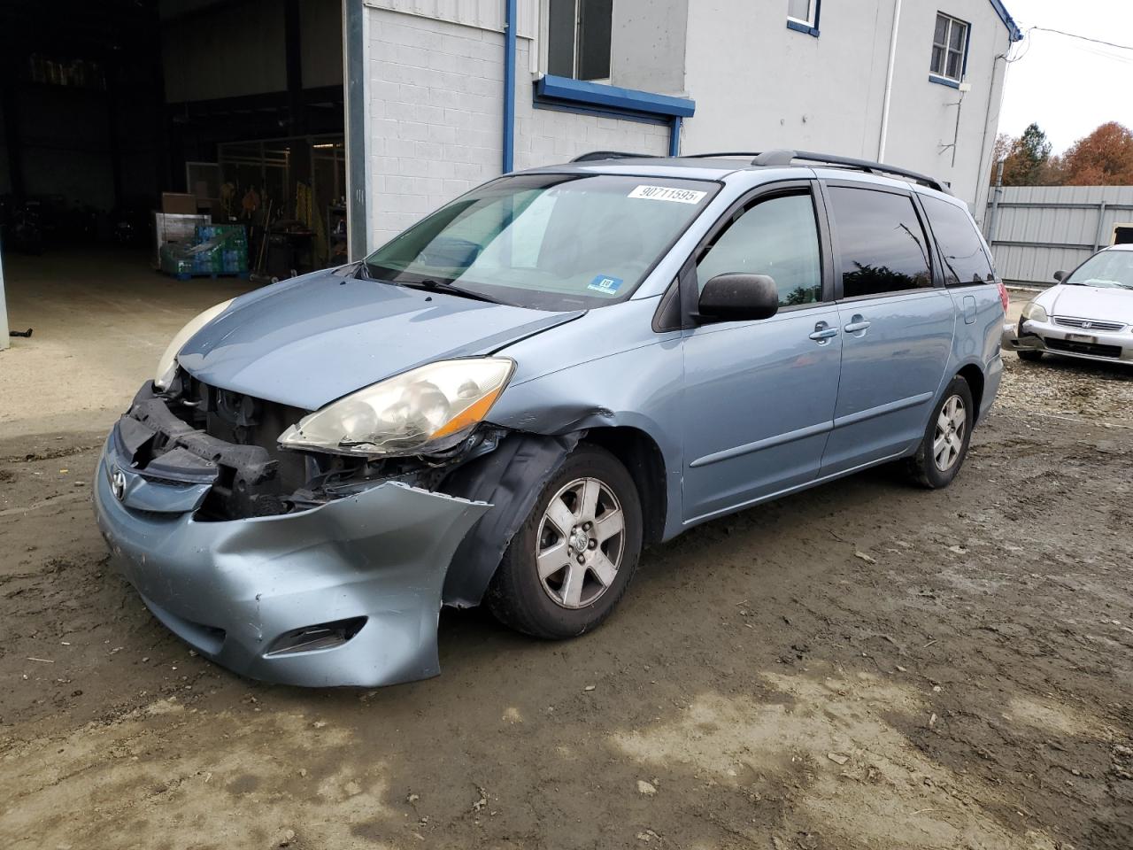 2010 Toyota Sienna Ce Blue vin: 5TDKK4CC8AS322030