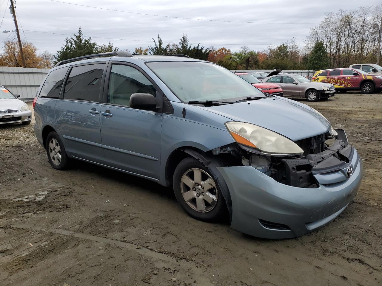 2010 Toyota Sienna Ce Blue vin: 5TDKK4CC8AS322030