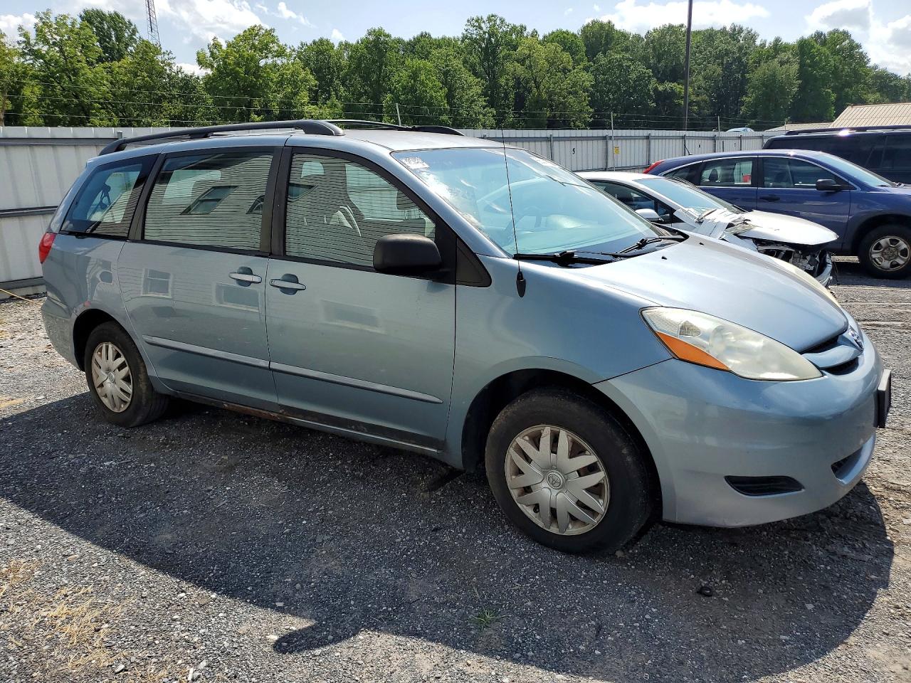 2010 Toyota Sienna Ce 7-passenger Blue vin: 5TDKK4CC9AS294674