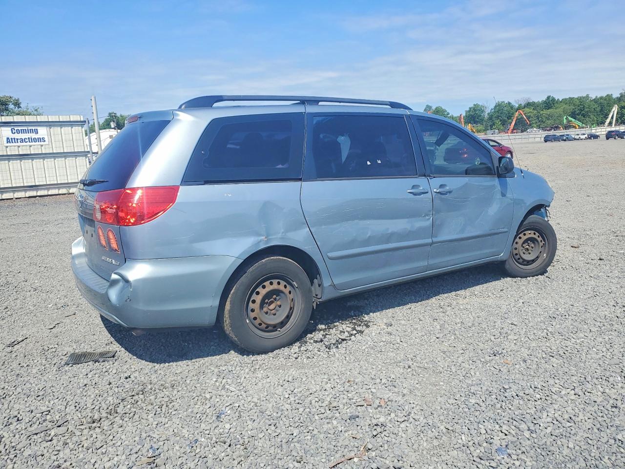 2010 Toyota Sienna Ce 8-passenger Blue vin: 5TDKK4CC9AS295341