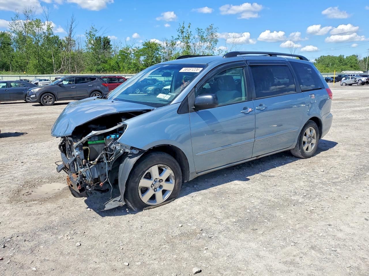2010 Toyota Sienna Le 8-passenger Blue vin: 5TDKK4CC9AS305429