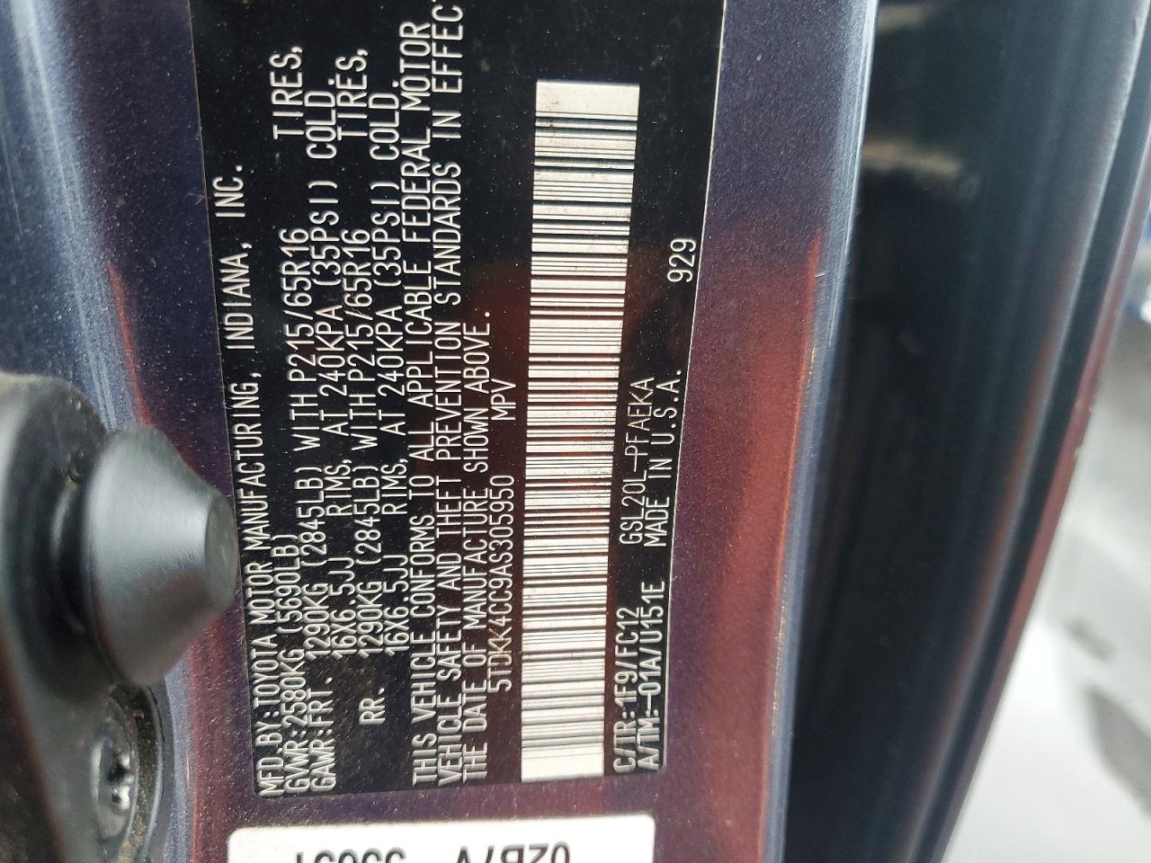 2010 Toyota Sienna Le 7-passenger Blue vin: 5TDKK4CC9AS305950