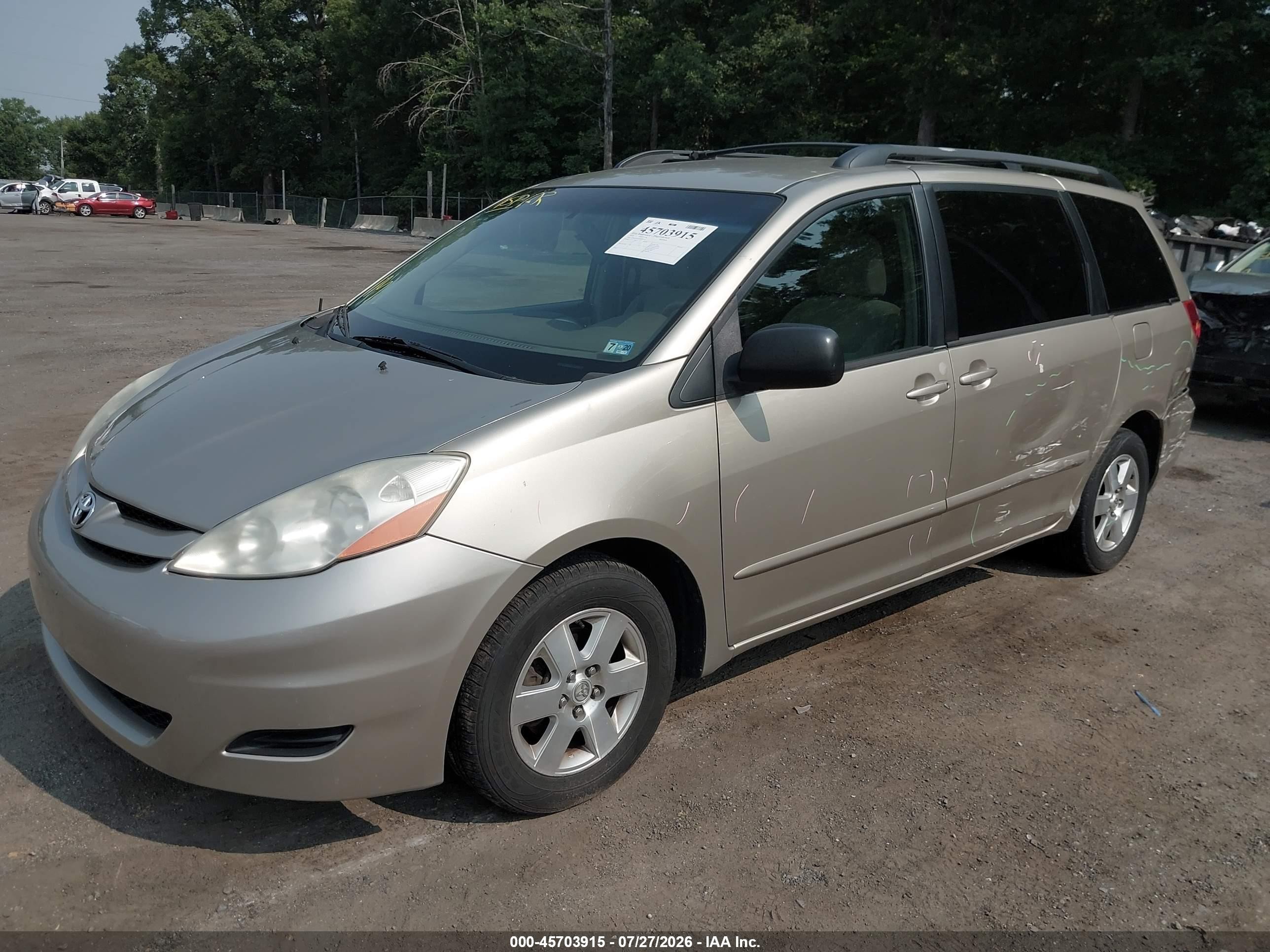 2010 Toyota Sienna Le Gold vin: 5TDKK4CC9AS308251