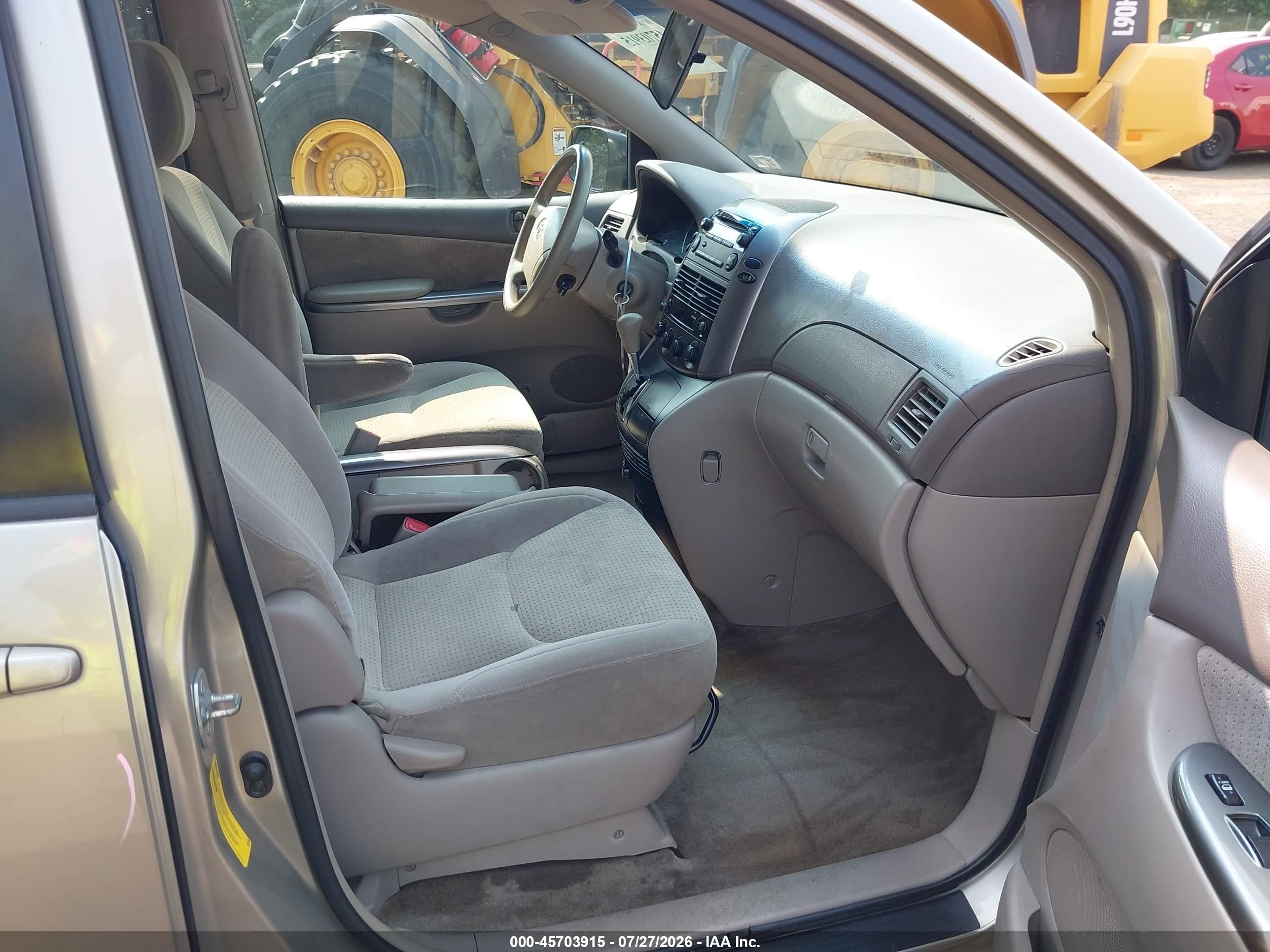 2010 Toyota Sienna Le Gold vin: 5TDKK4CC9AS308251