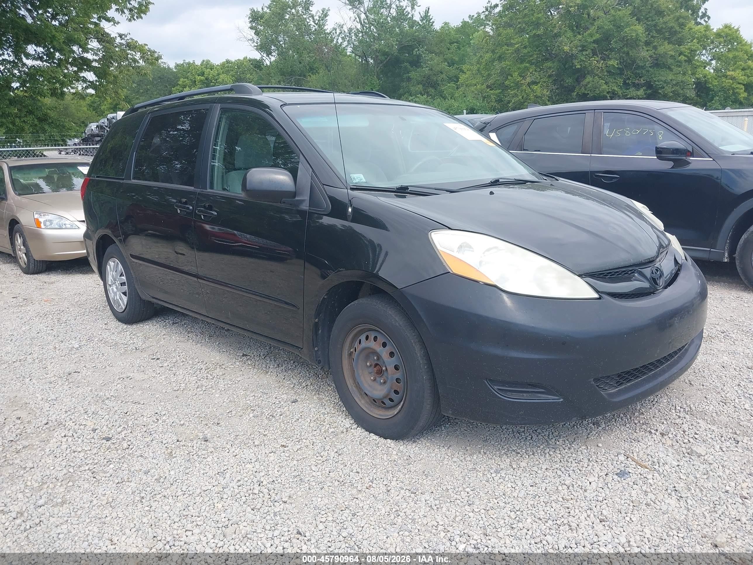 2010 Toyota Sienna Ce Black vin: 5TDKK4CCXAS323552