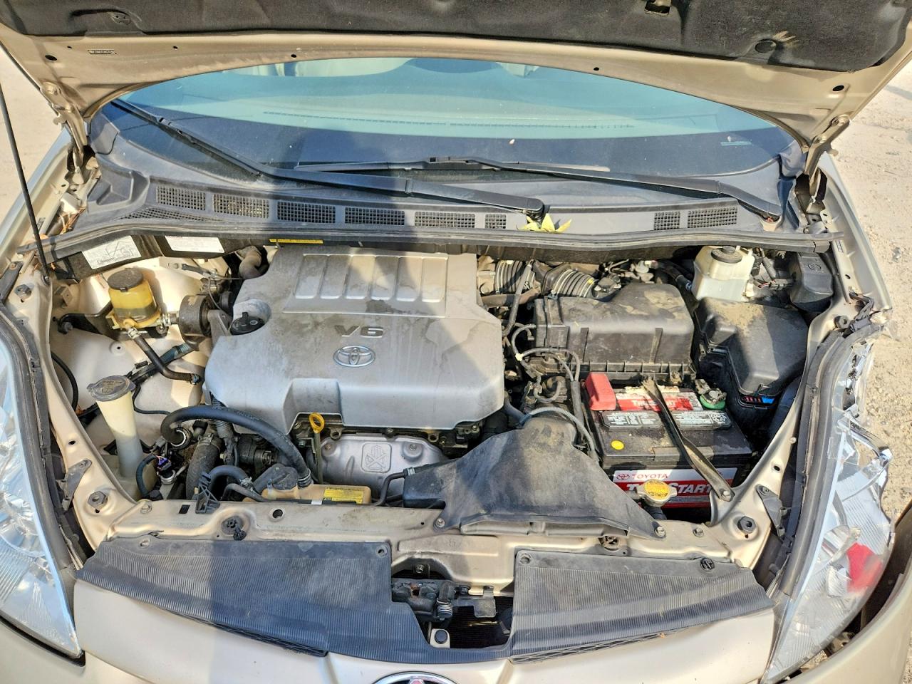 2010 Toyota Sienna Beige vin: 5TDKK4CCXAS327469