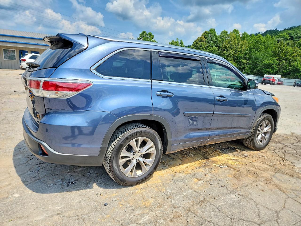 2014 Toyota Highlander Xle Blue vin: 5TDKKRFH0ES010424