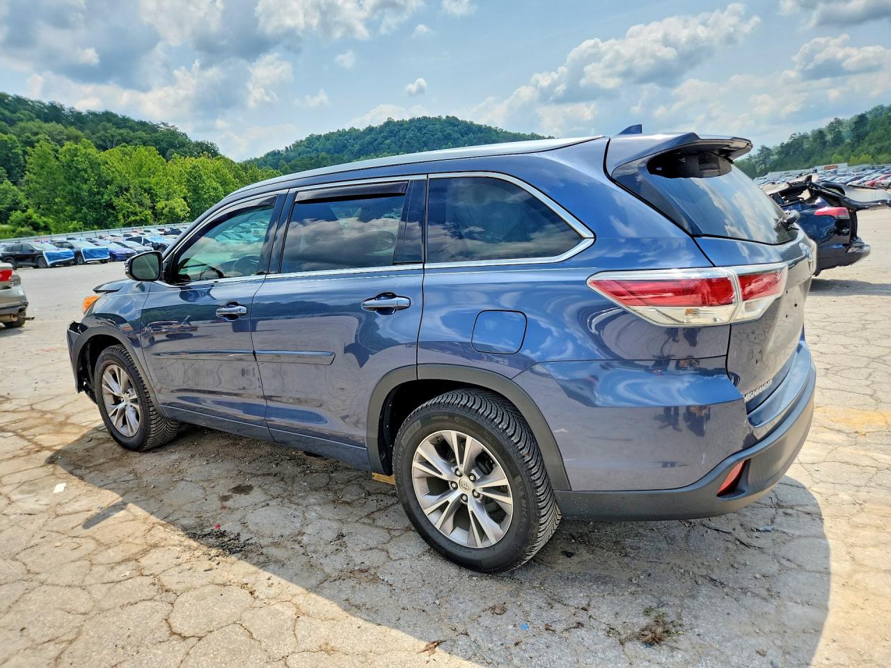 2014 Toyota Highlander Xle Blue vin: 5TDKKRFH0ES010424