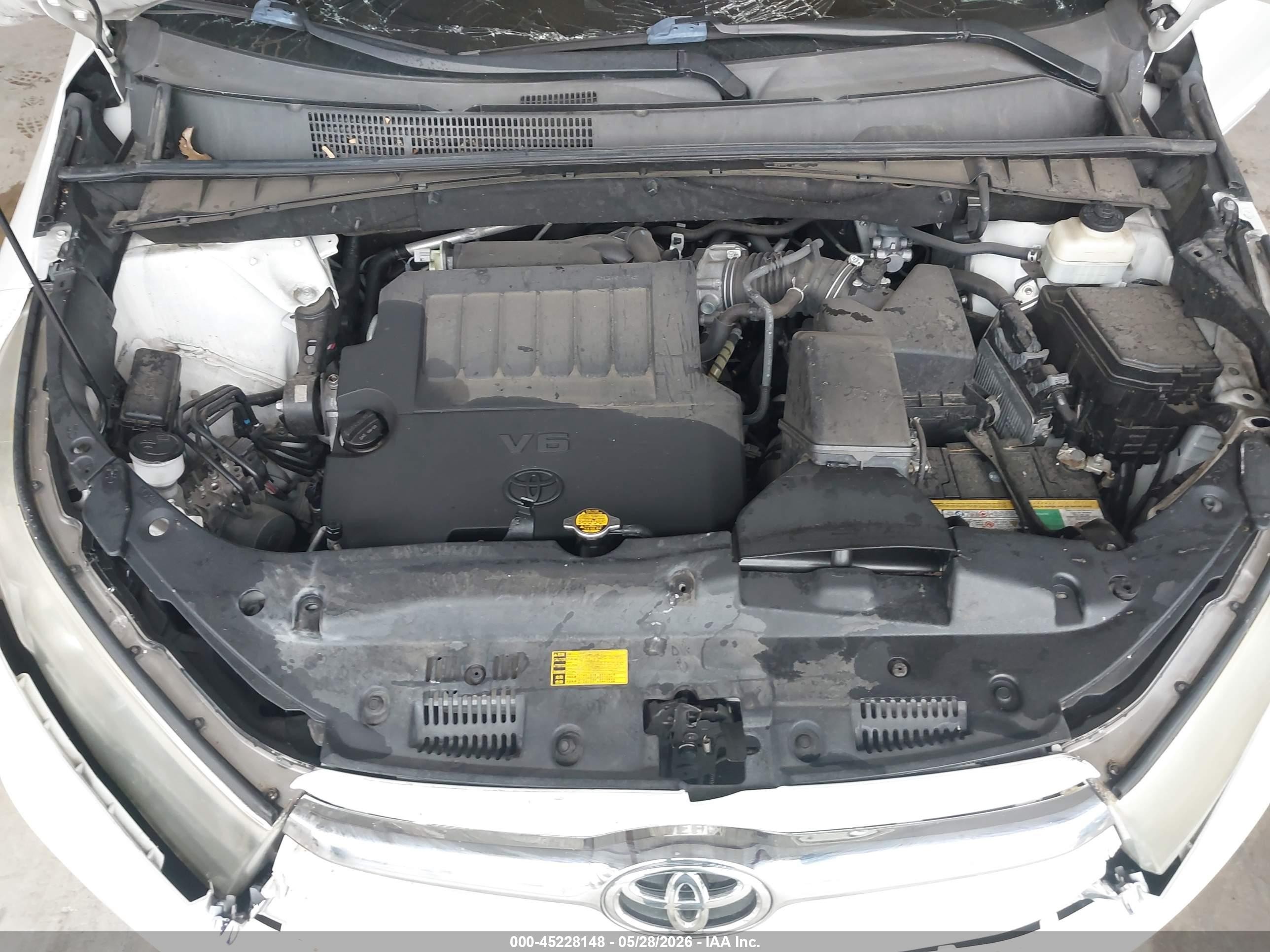 2015 Toyota Highlander Xle V6 Белый vin: 5TDKKRFH0FS080930