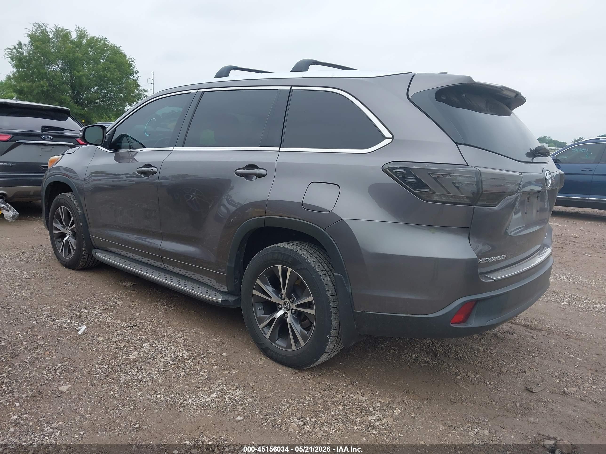 2016 Toyota Highlander Xle V6 Gray vin: 5TDKKRFH0GS178082