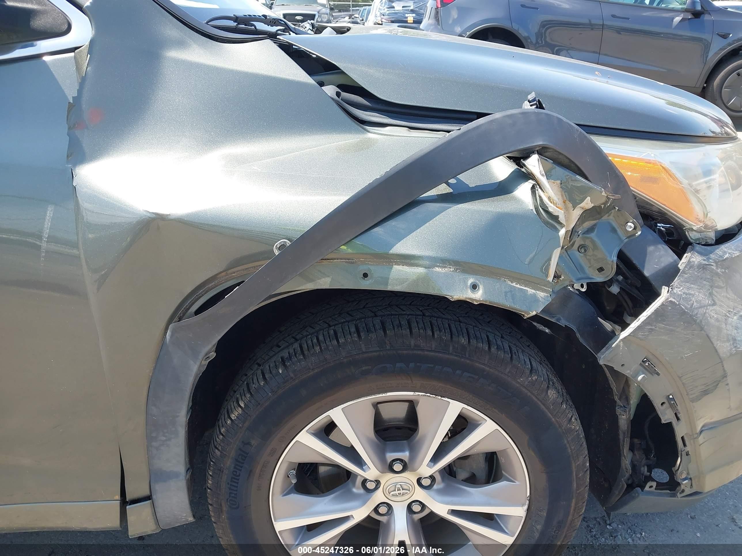 2015 Toyota Highlander Xle V6 Green vin: 5TDKKRFH1FS046558