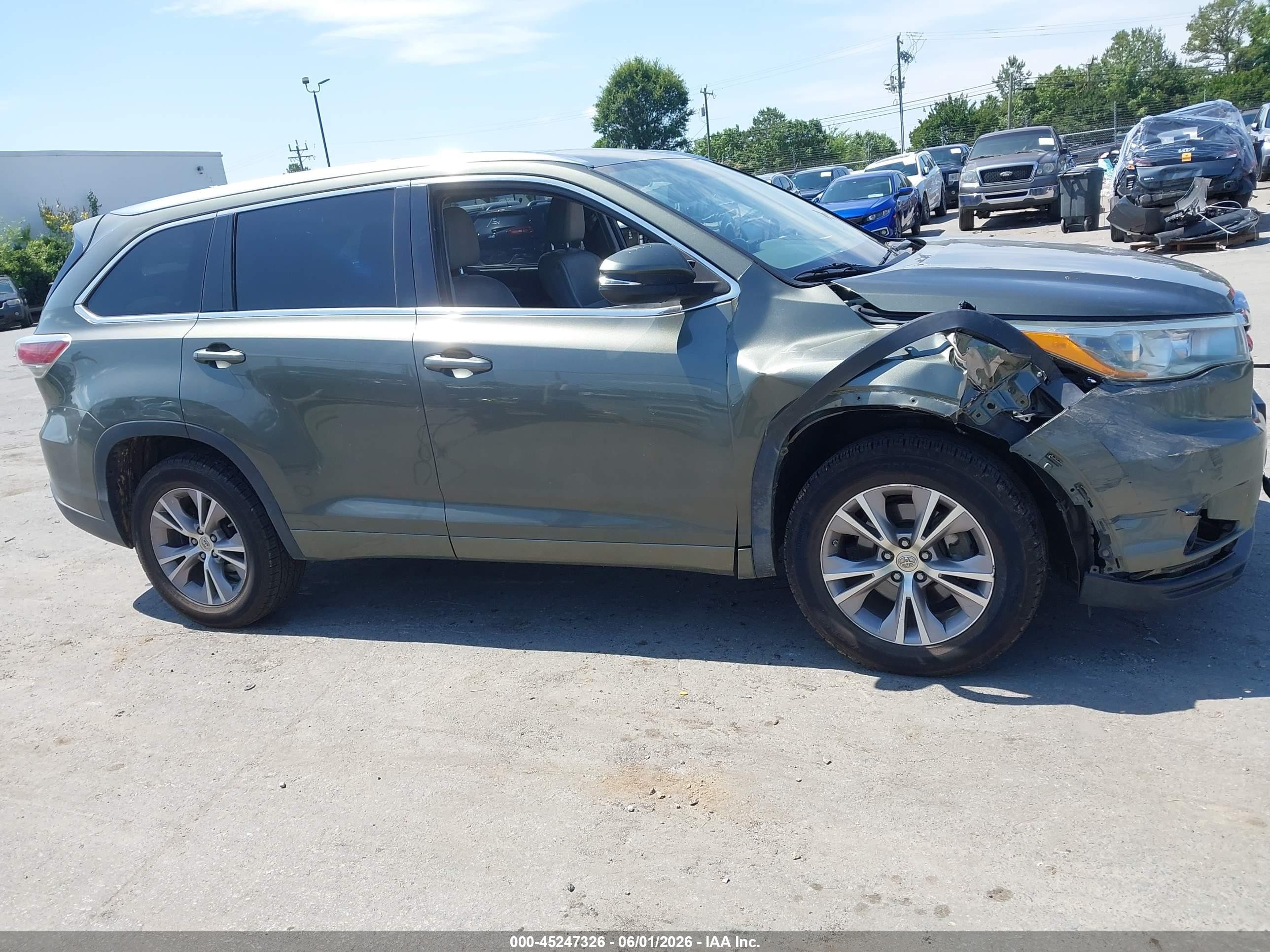 2015 Toyota Highlander Xle V6 Green vin: 5TDKKRFH1FS046558