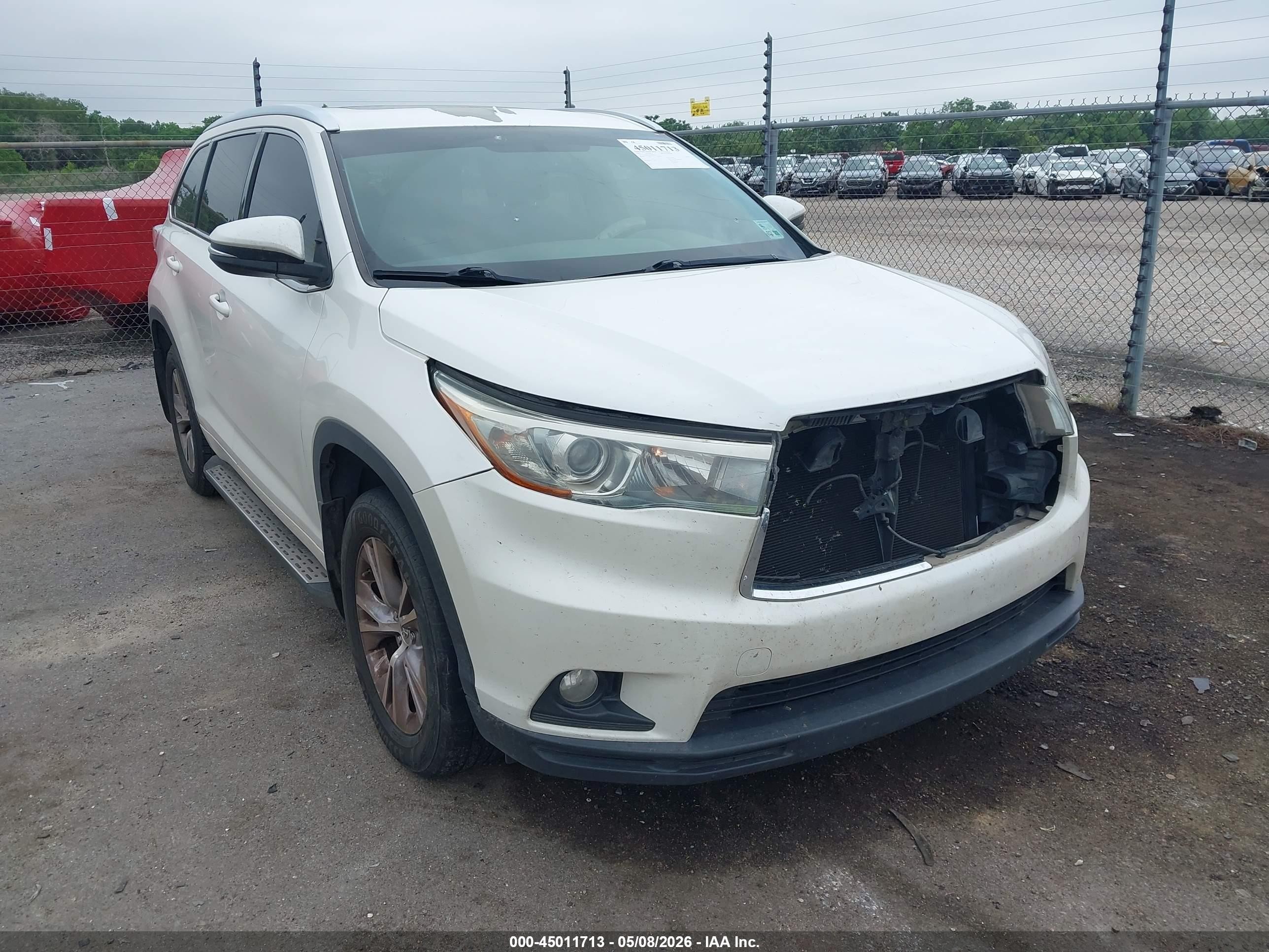 2015 Toyota Highlander Xle V6 White vin: 5TDKKRFH1FS094058