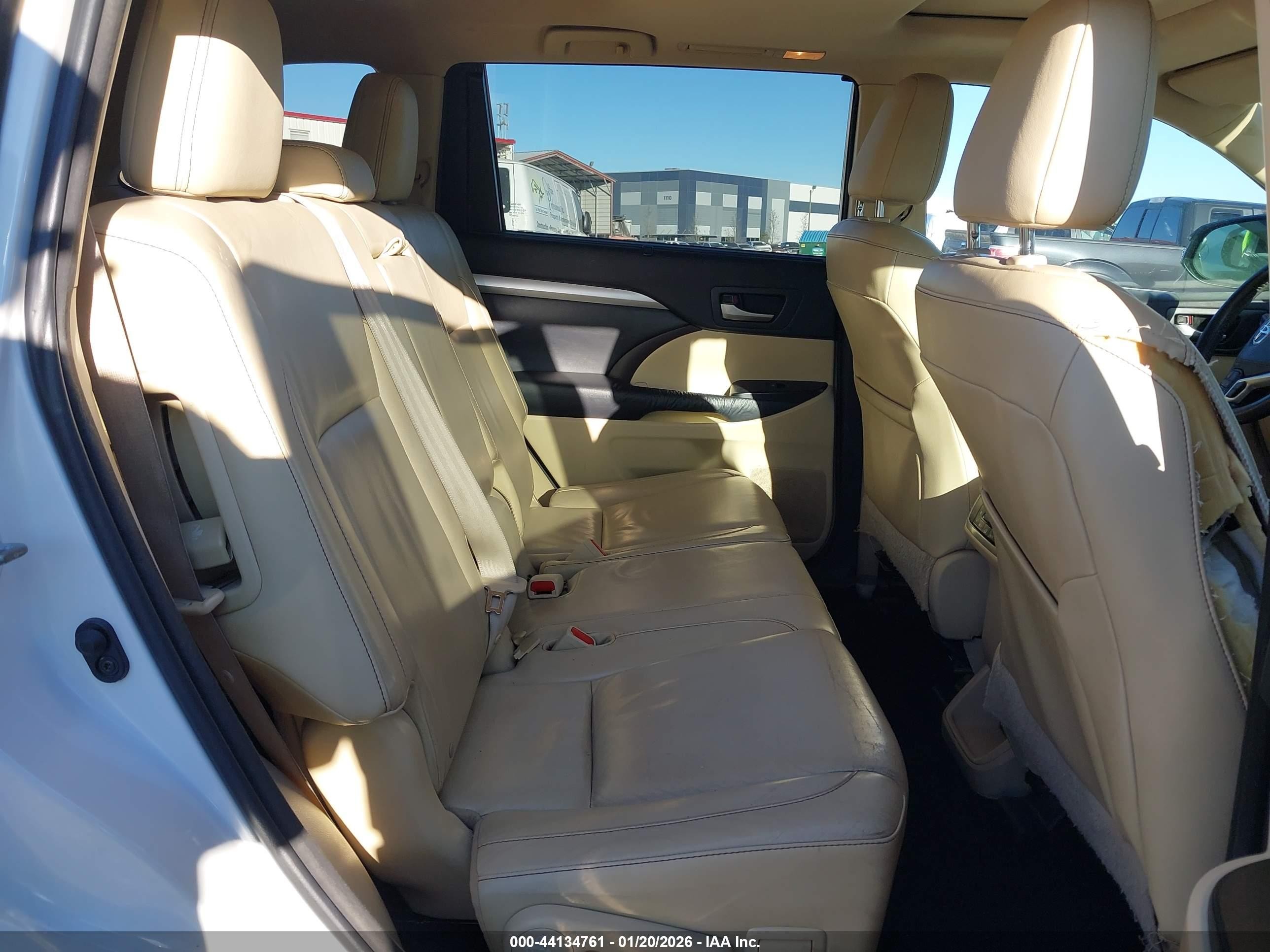 2015 Toyota Highlander Xle V6 Gray vin: 5TDKKRFH1FS094240