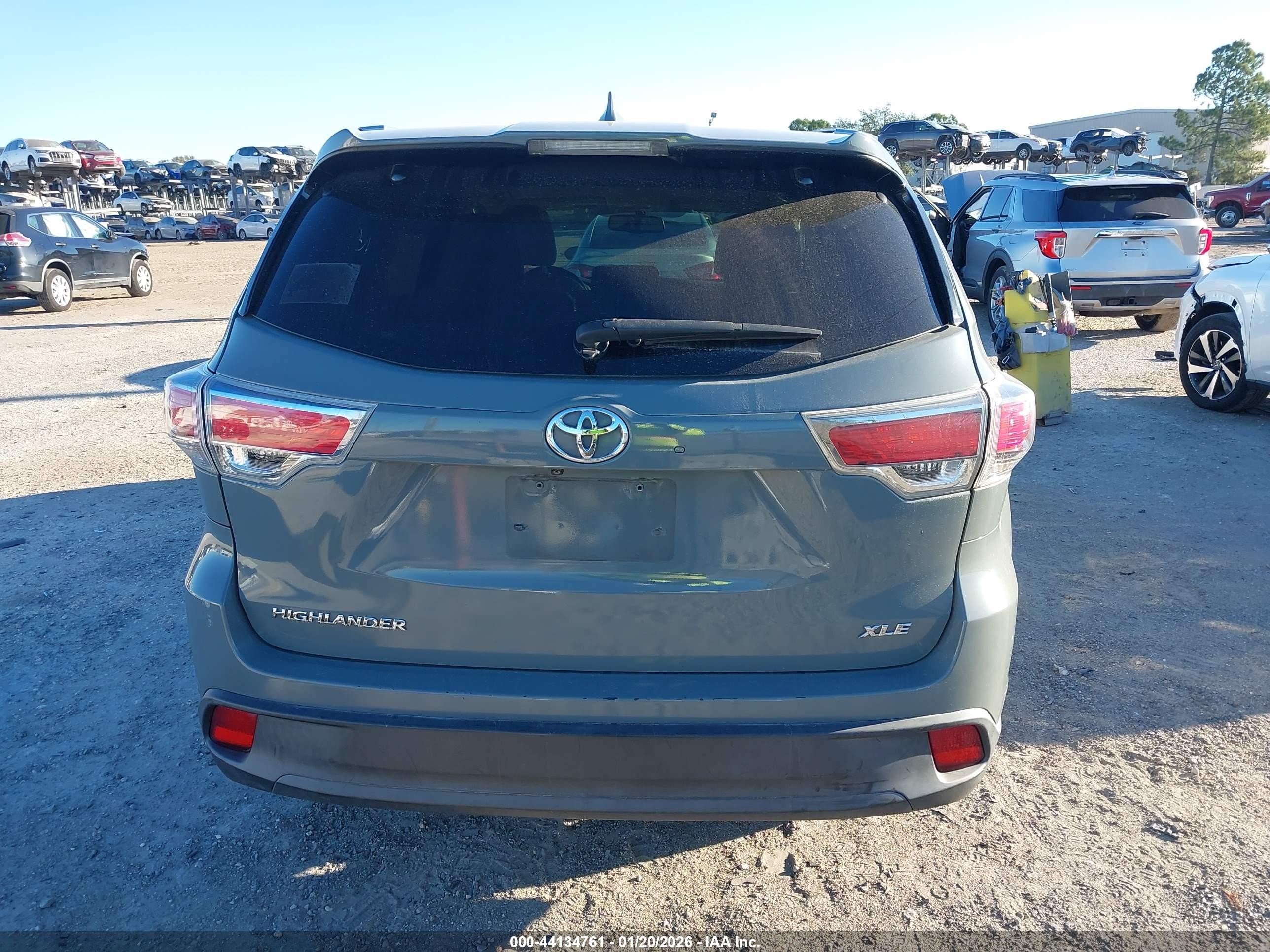 2015 Toyota Highlander Xle V6 Gray vin: 5TDKKRFH1FS094240