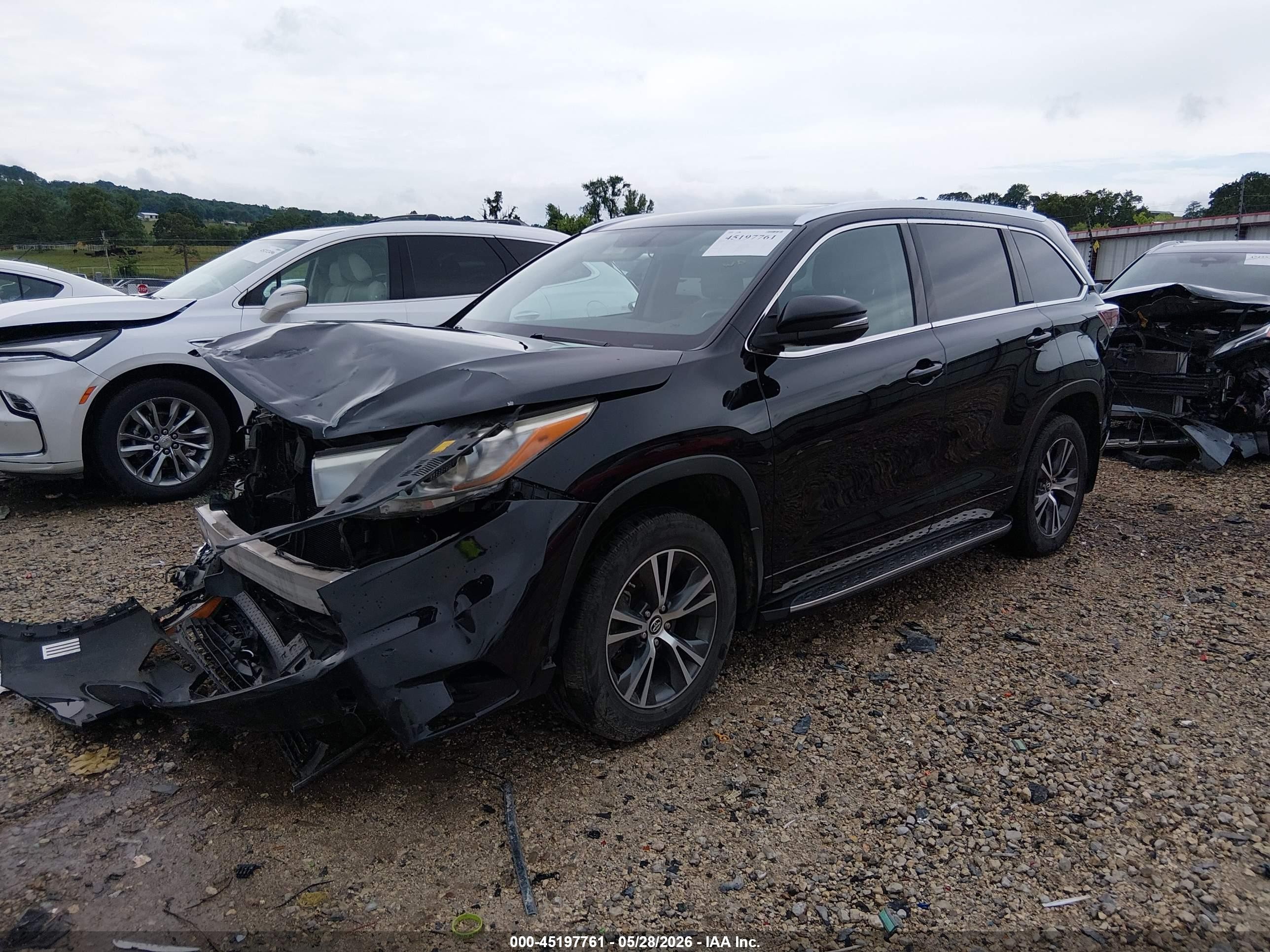 2016 Toyota Highlander Xle V6 Black vin: 5TDKKRFH1GS152090