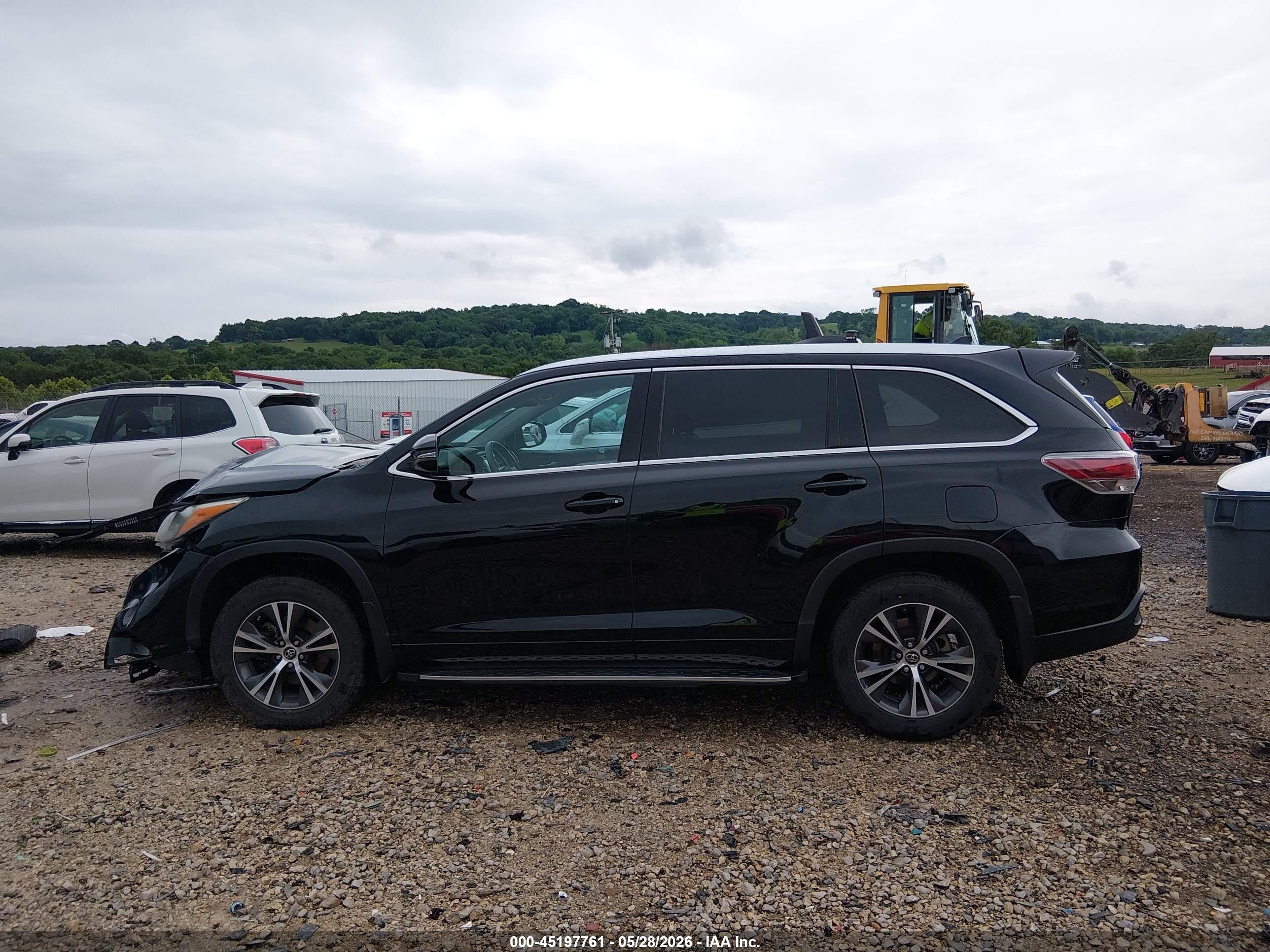 2016 Toyota Highlander Xle V6 Black vin: 5TDKKRFH1GS152090