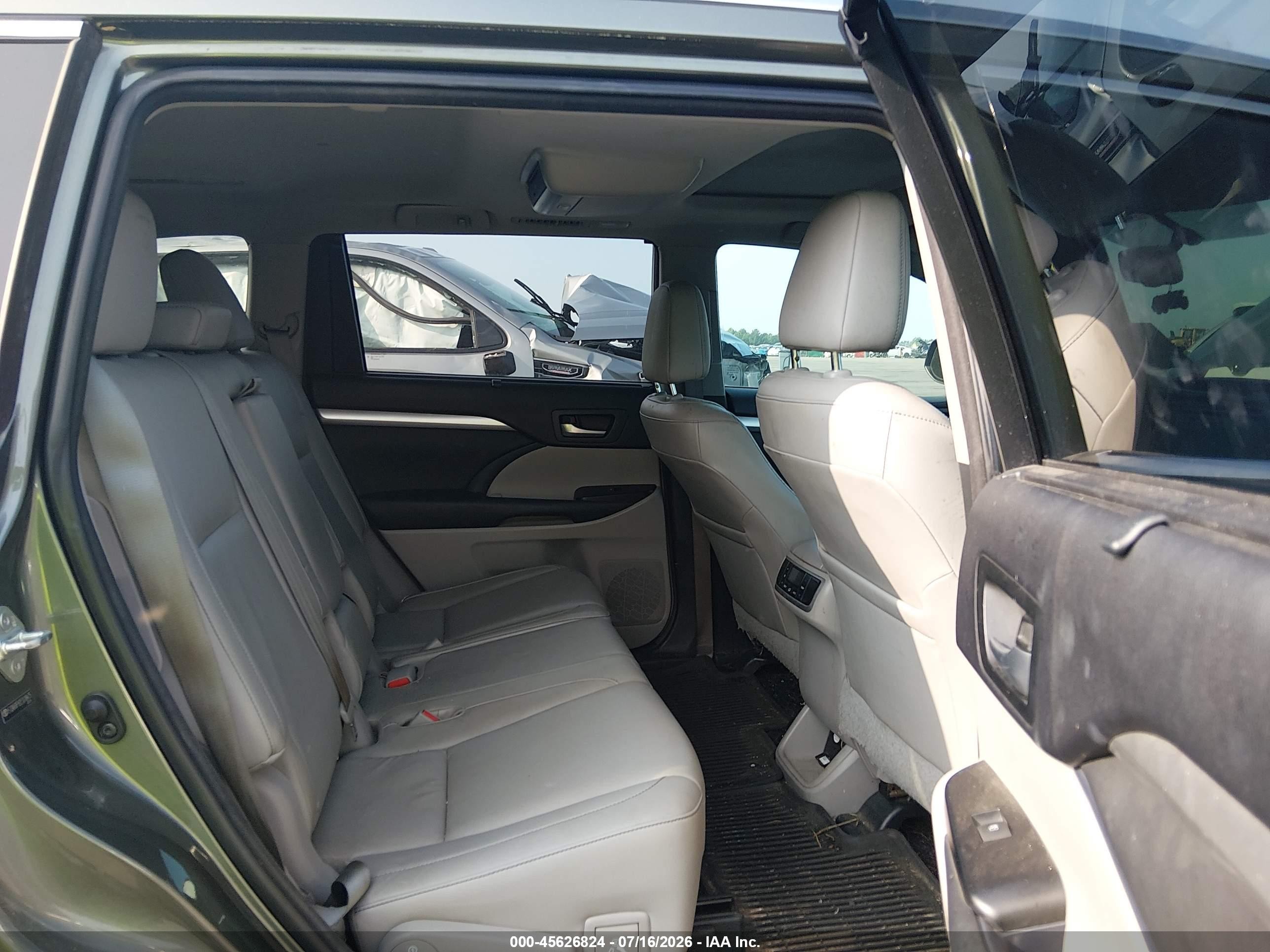2014 Toyota Highlander Xle V6 Green vin: 5TDKKRFH2ES018475