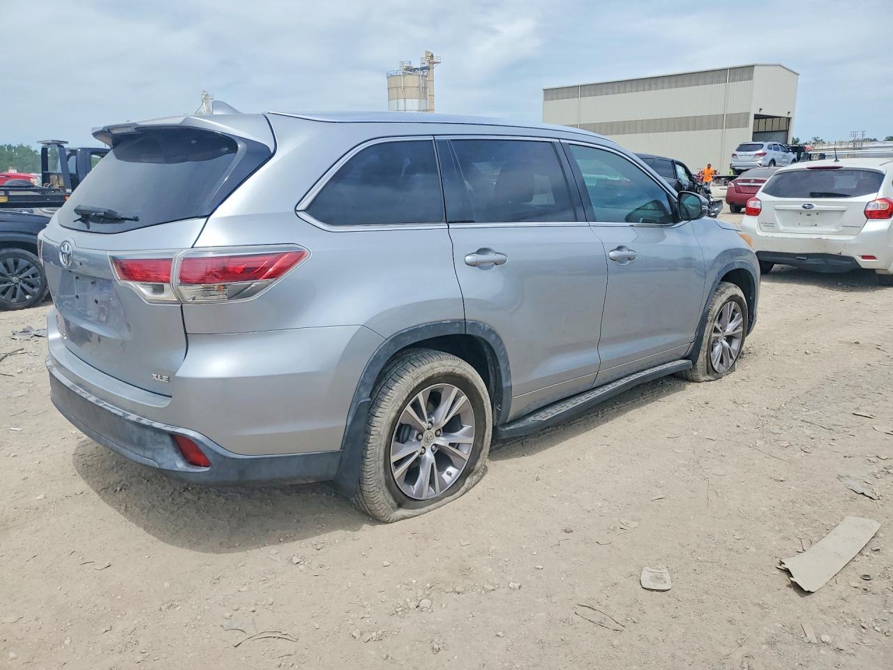 2014 Toyota Highlander Xle Серый vin: 5TDKKRFH2ES025040