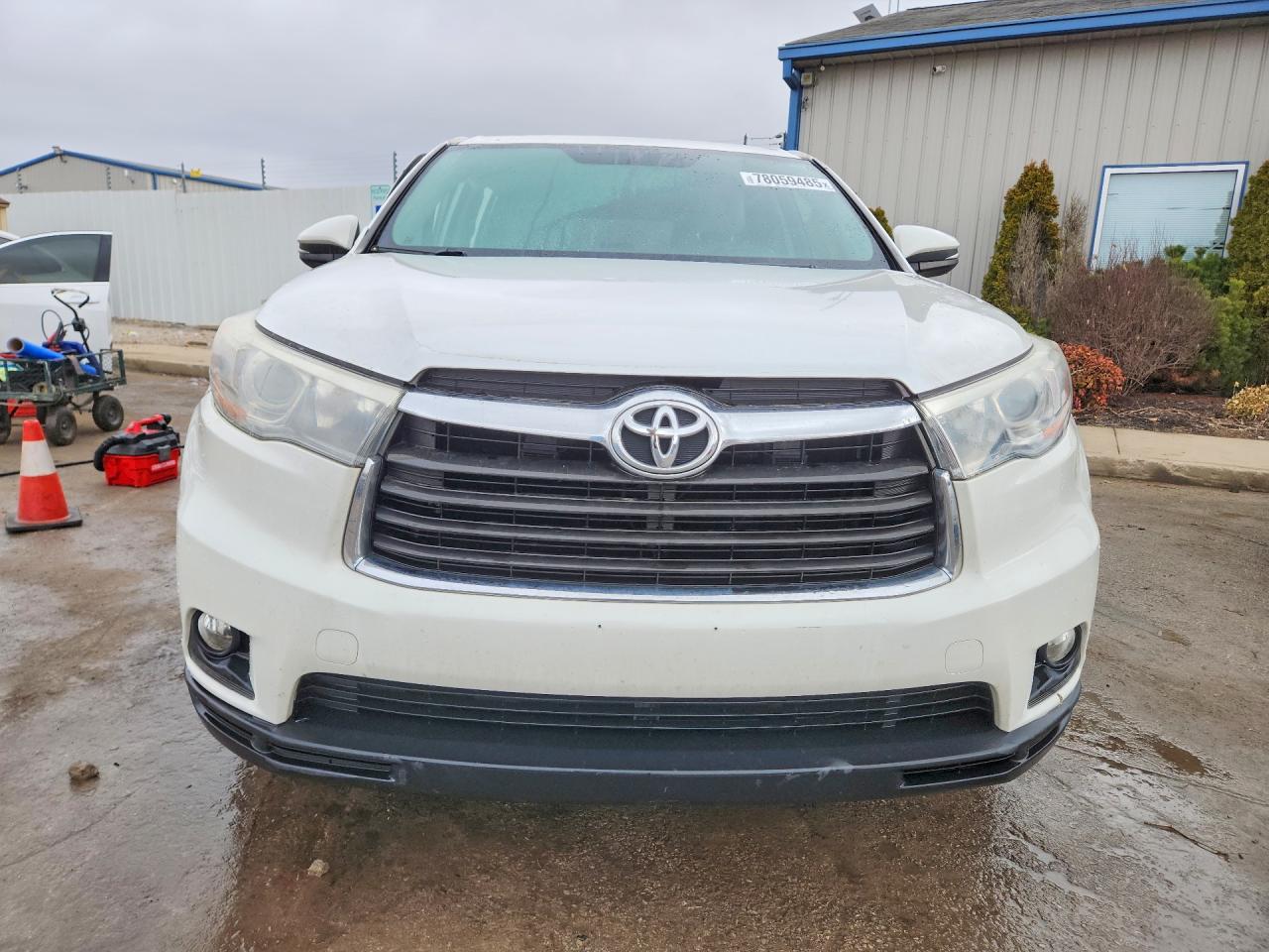 2015 Toyota Highlander Xle Бежевый vin: 5TDKKRFH2FS047251