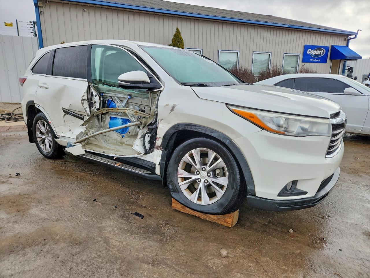 2015 Toyota Highlander Xle Бежевый vin: 5TDKKRFH2FS047251
