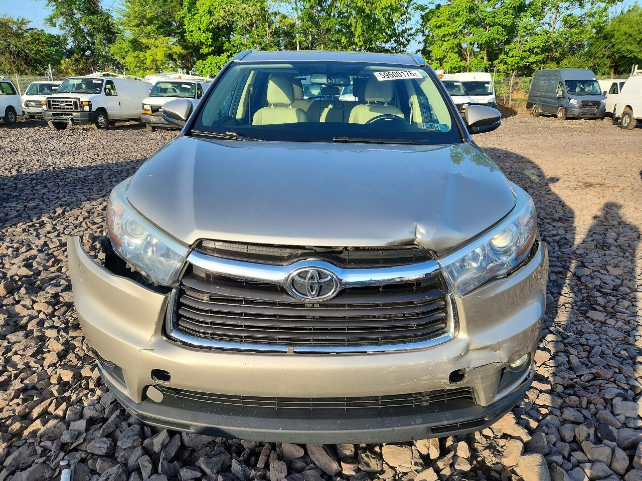 2015 Toyota Highlander Xle Silver vin: 5TDKKRFH2FS054457
