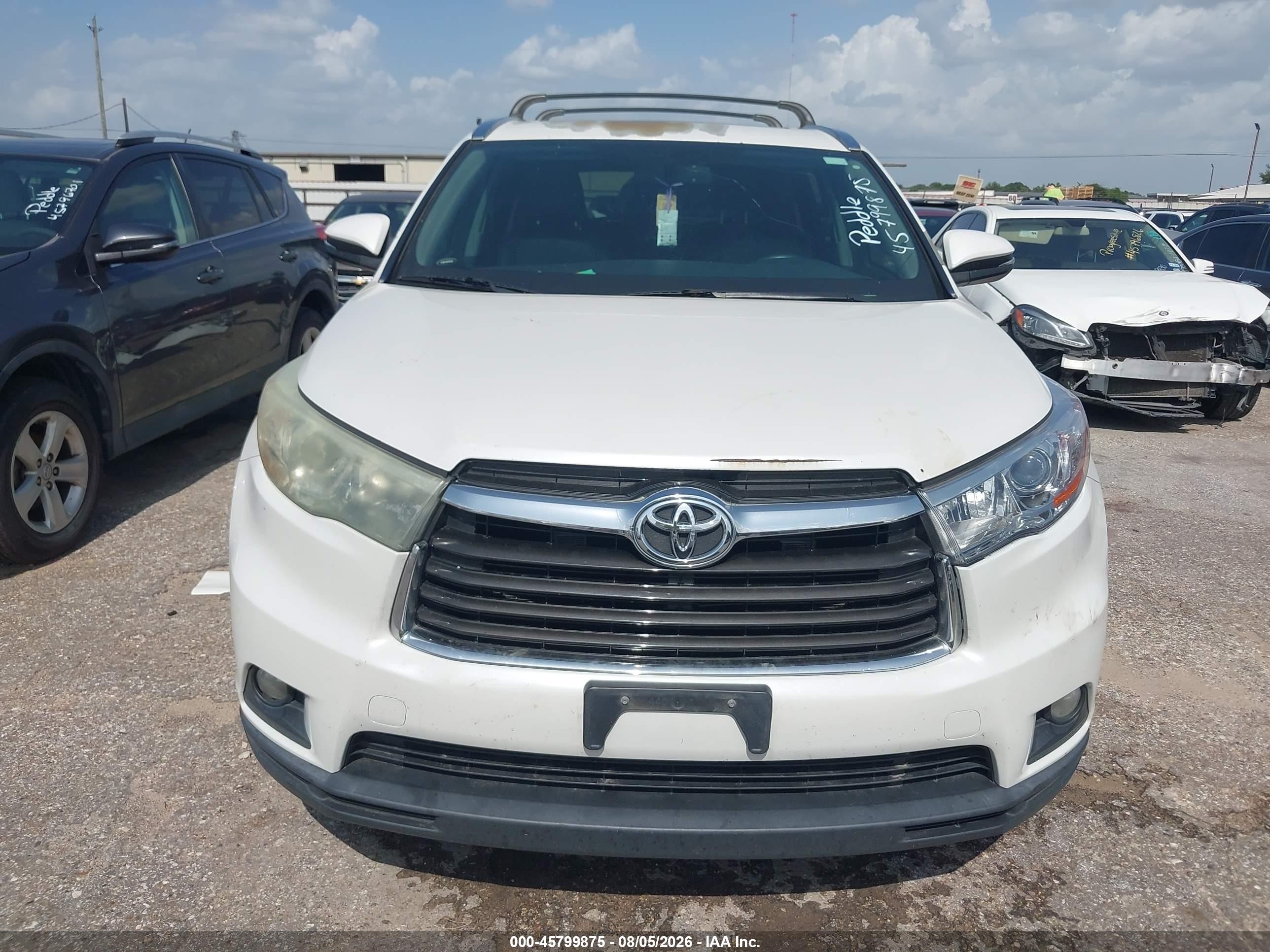 2015 Toyota Highlander Xle V6 White vin: 5TDKKRFH2FS077981