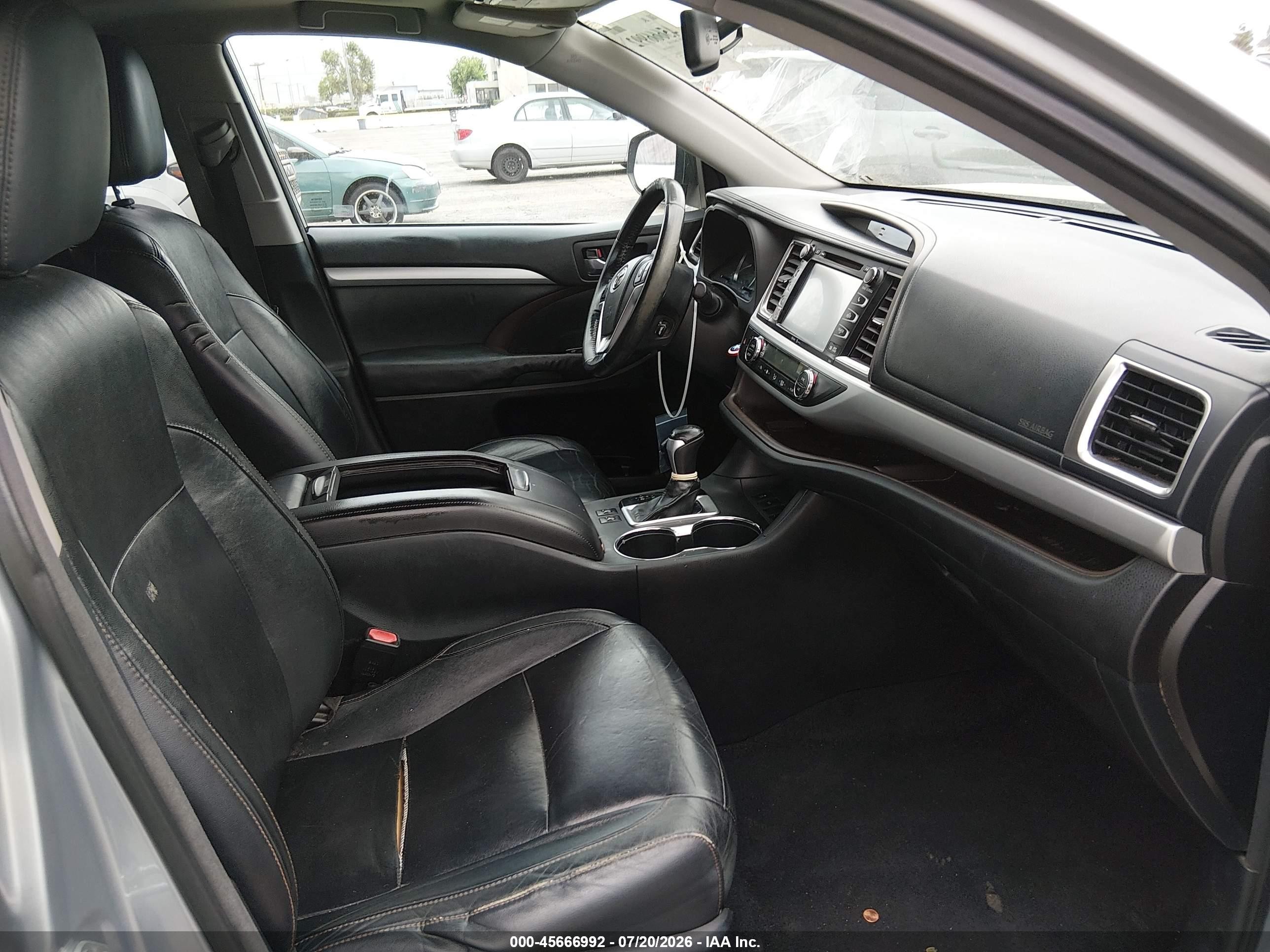2014 Toyota Highlander Xle V6 Серебряный vin: 5TDKKRFH3ES013852