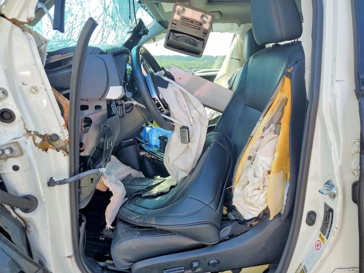 2014 Toyota Highlander Xle Белый vin: 5TDKKRFH3ES034619