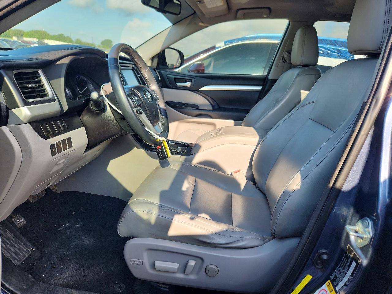 2014 Toyota Highlander Xle Blue vin: 5TDKKRFH3ES037715