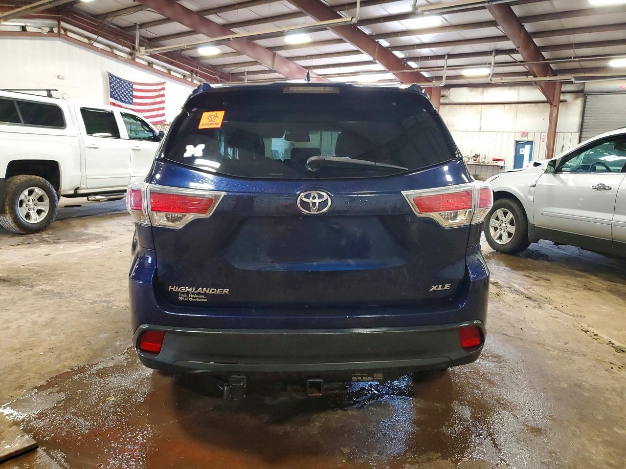 2015 Toyota Highlander Xle Blue vin: 5TDKKRFH3FS072529