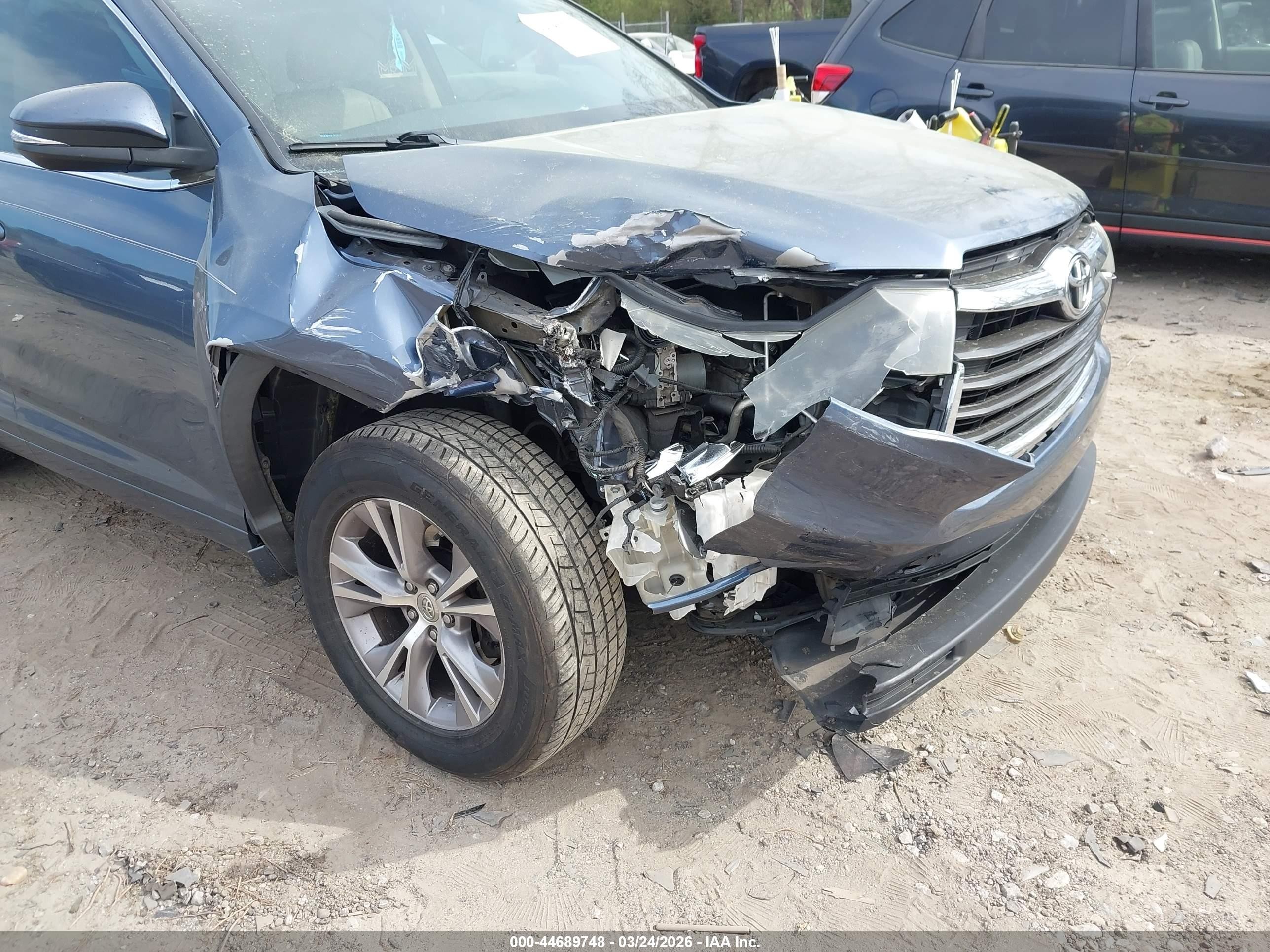 2015 Toyota Highlander Xle V6 Black vin: 5TDKKRFH3FS087970