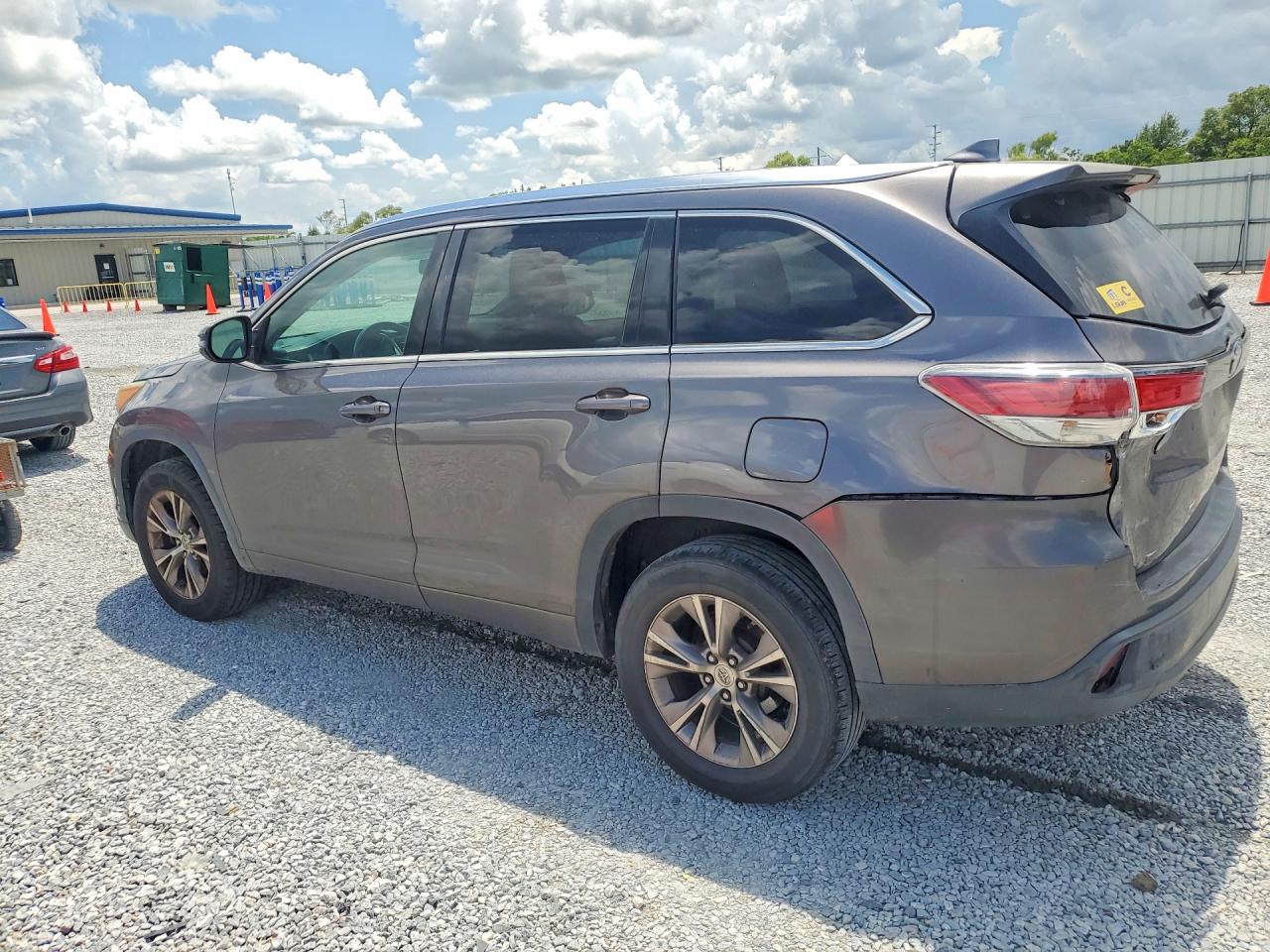 2015 Toyota Highlander Xle Charcoal vin: 5TDKKRFH3FS092697