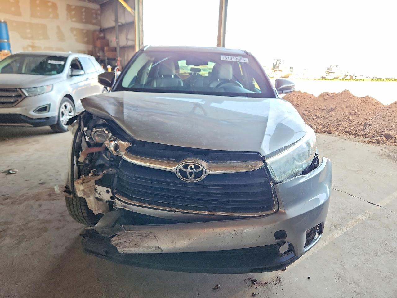 2015 Toyota Highlander Xle Серебряный vin: 5TDKKRFH3FS093526
