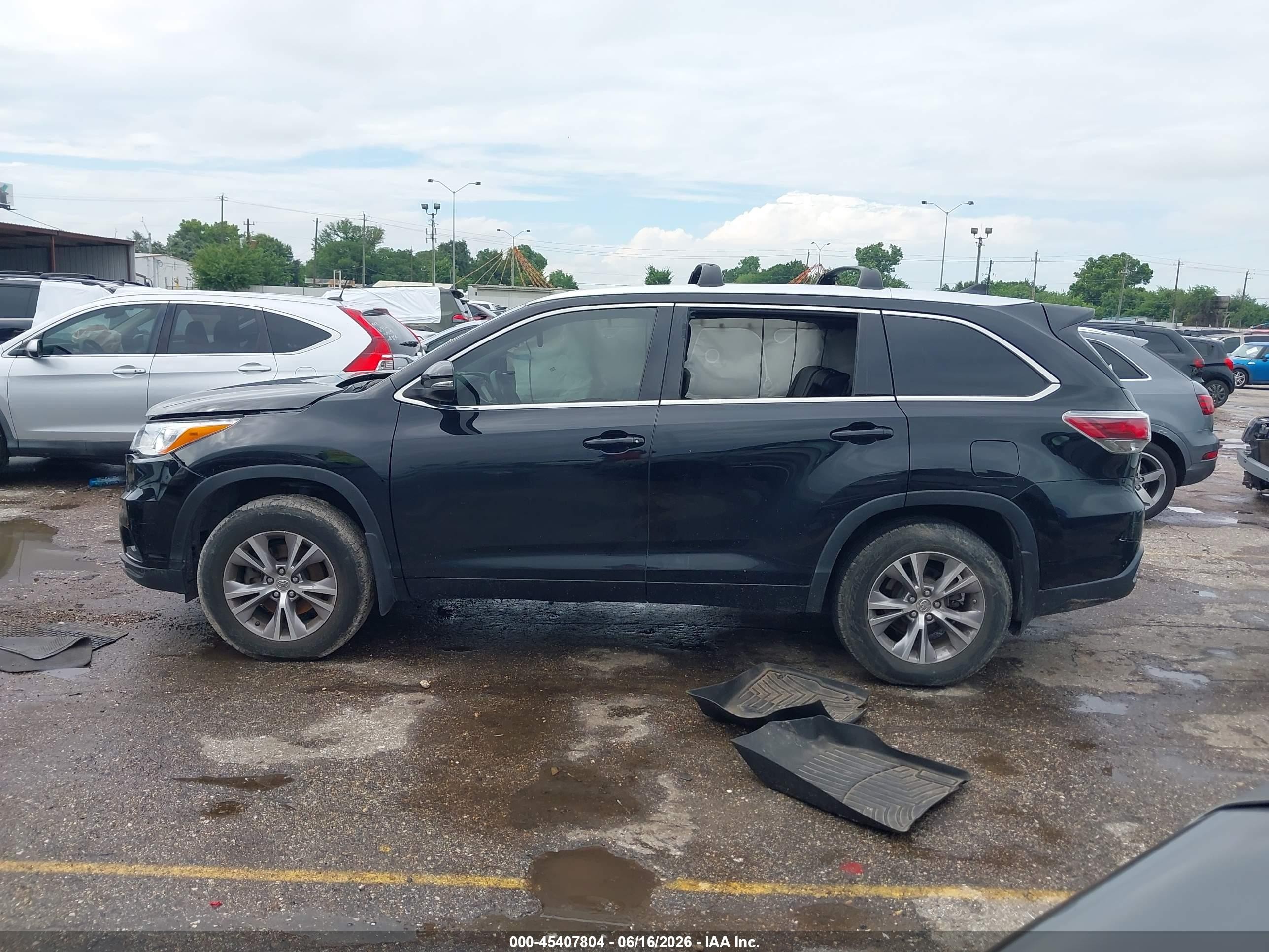 2015 Toyota Highlander Xle V6 Black vin: 5TDKKRFH3FS111362