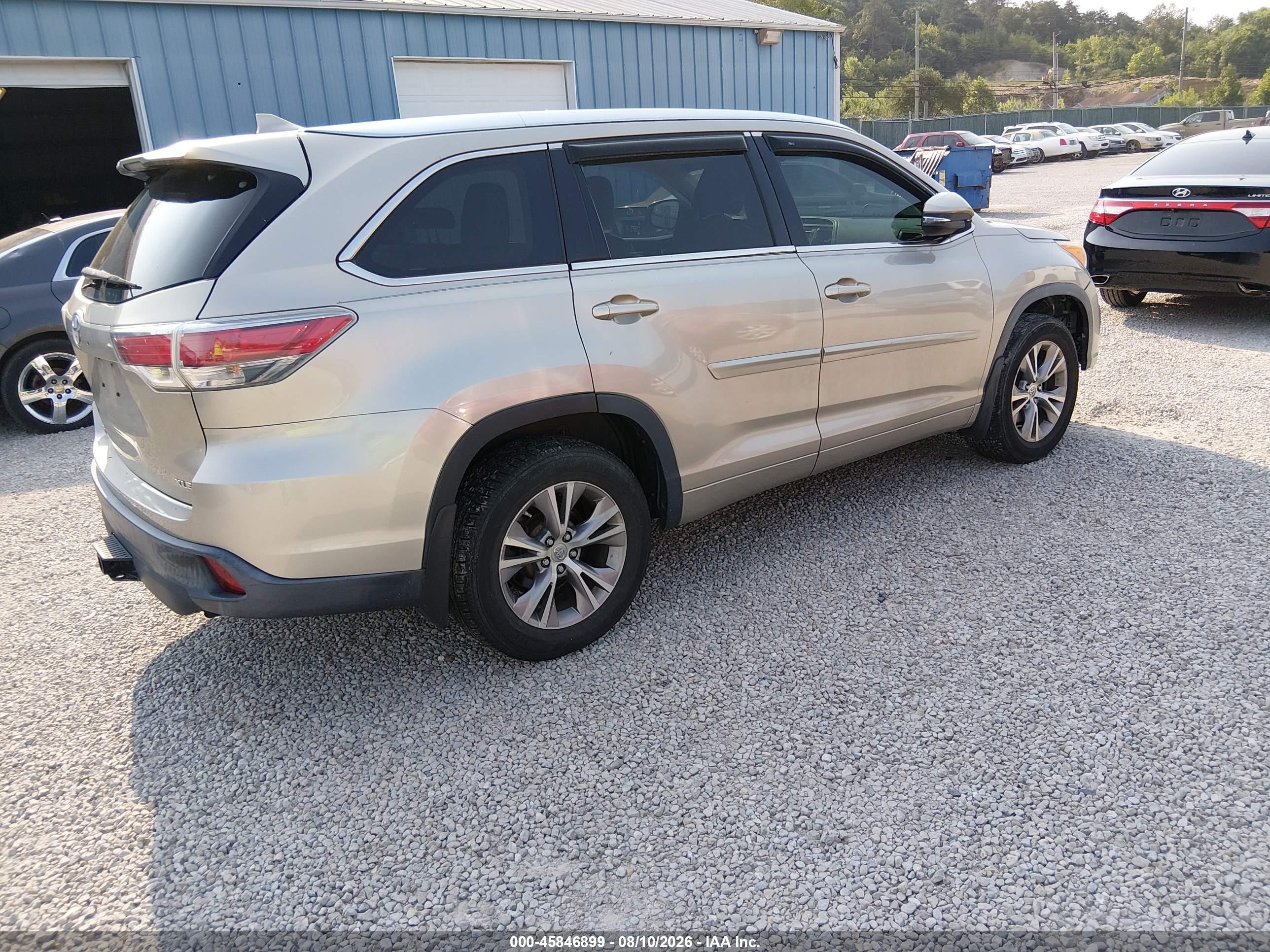 2014 Toyota Highlander Xle V6 Tan vin: 5TDKKRFH4ES005419