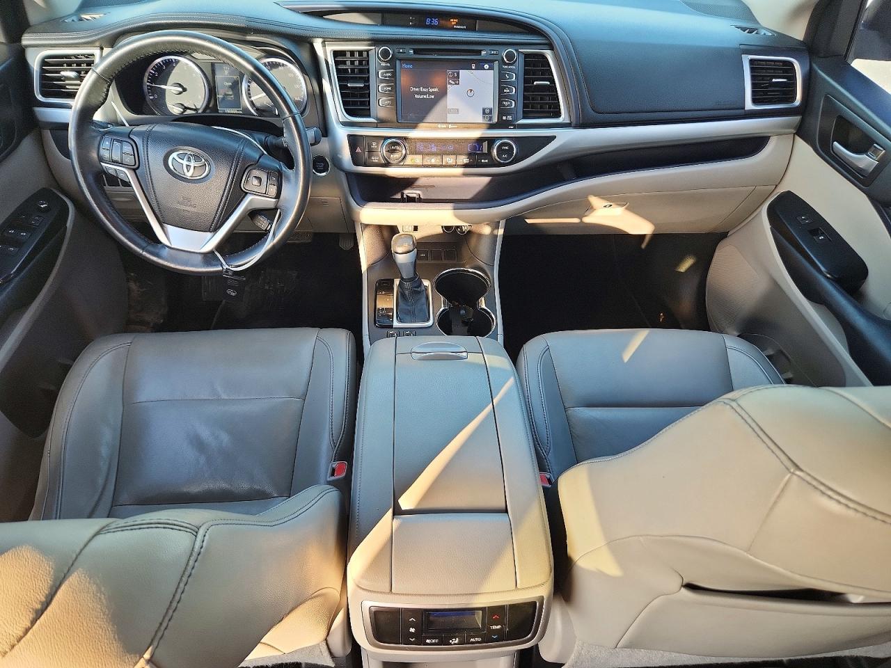 2015 Toyota Highlander Xle Серый vin: 5TDKKRFH4FS049776