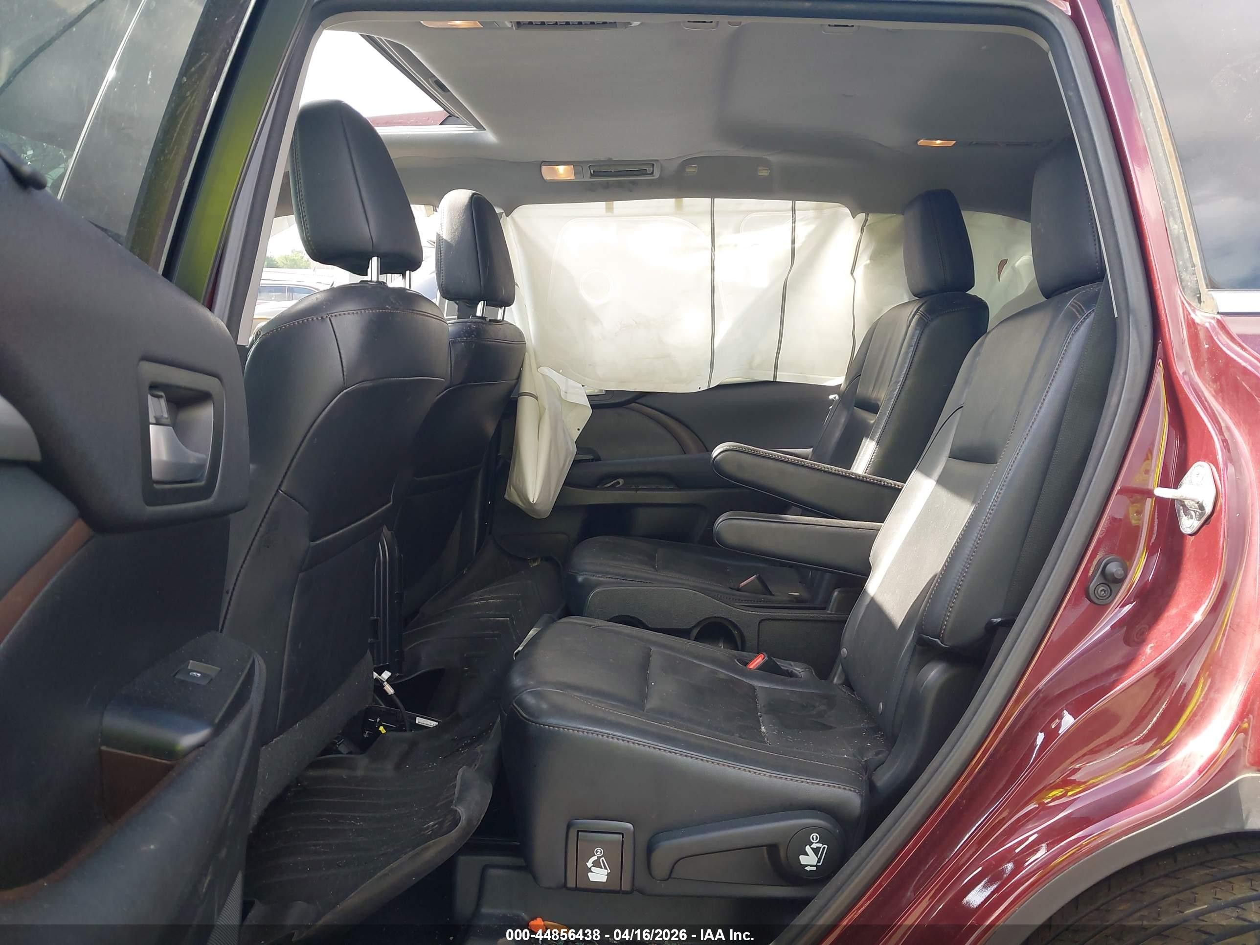 2015 Toyota Highlander Xle V6 Maroon vin: 5TDKKRFH4FS059174