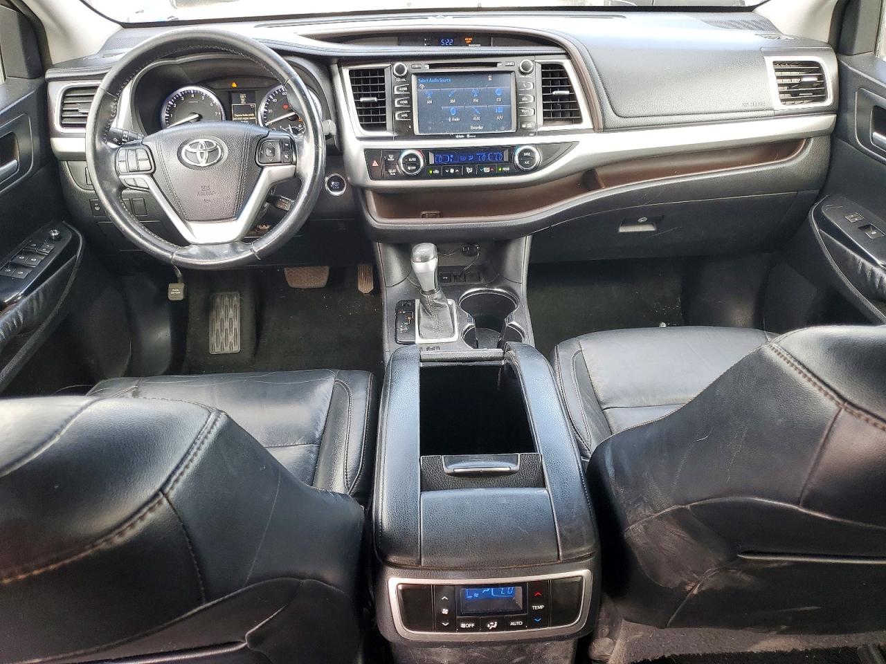 2015 Toyota Highlander Xle Silver vin: 5TDKKRFH4FS096242