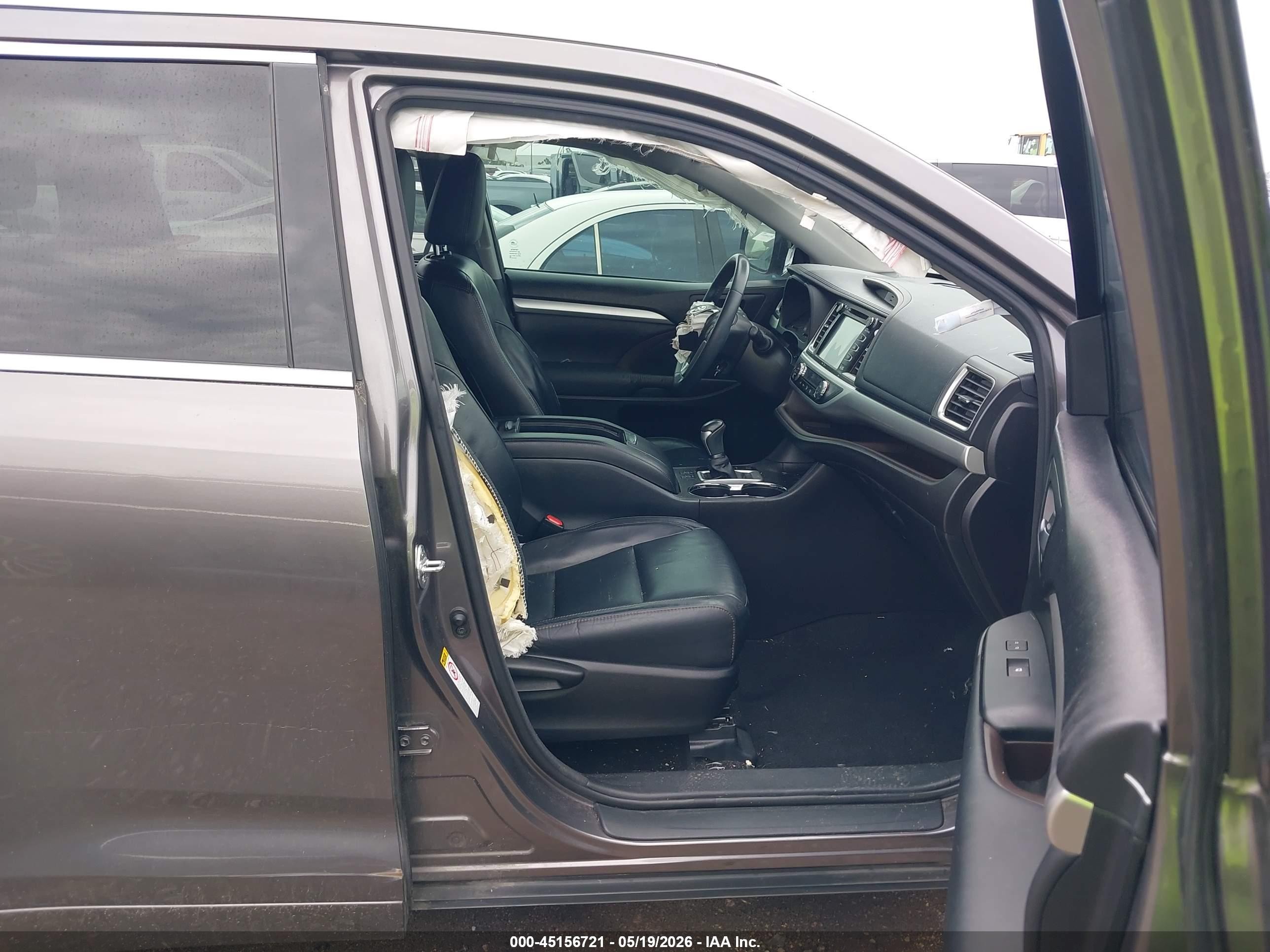 2015 Toyota Highlander Xle V6 Серый vin: 5TDKKRFH4FS112584