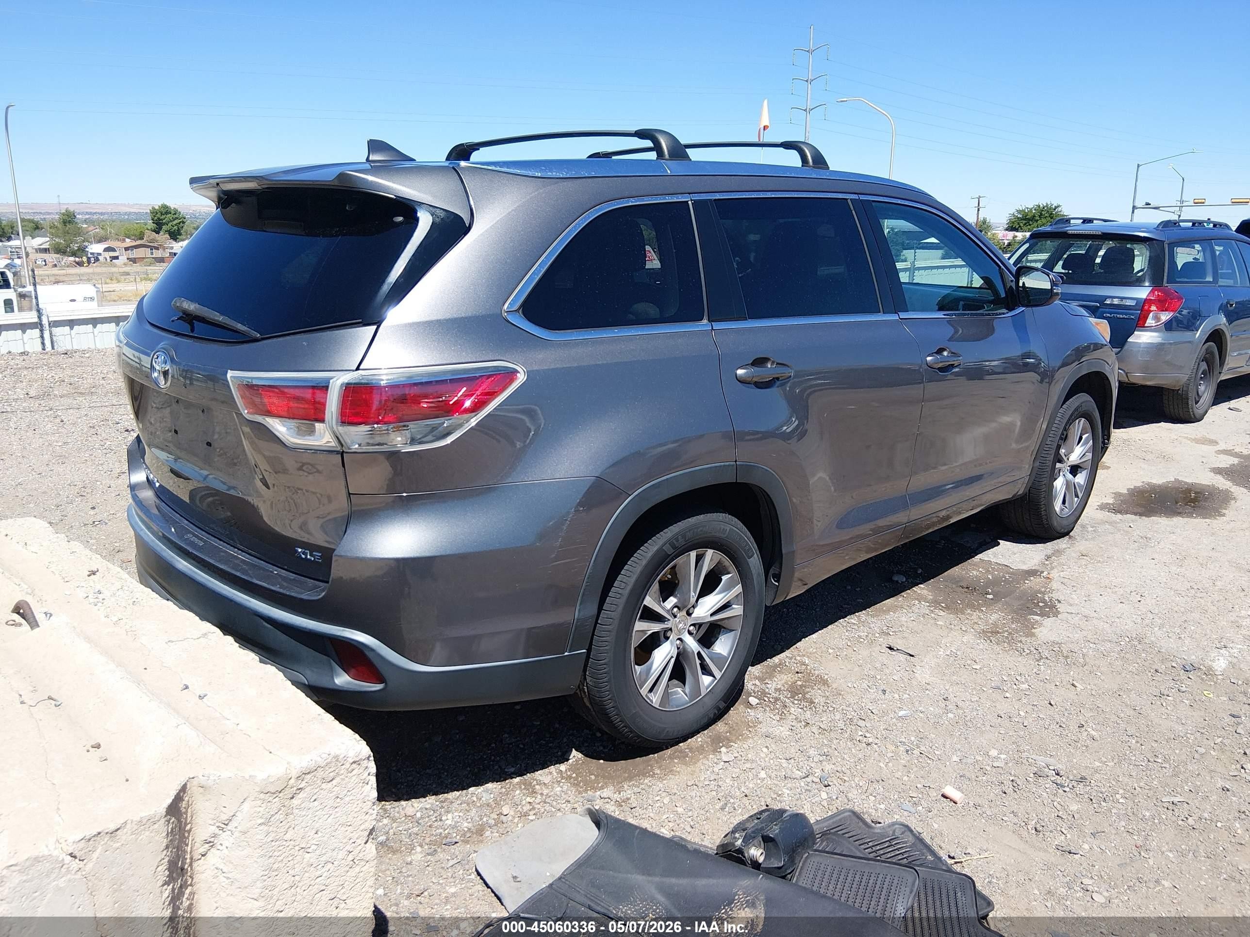 2015 Toyota Highlander Xle V6 Gray vin: 5TDKKRFH5FS063699