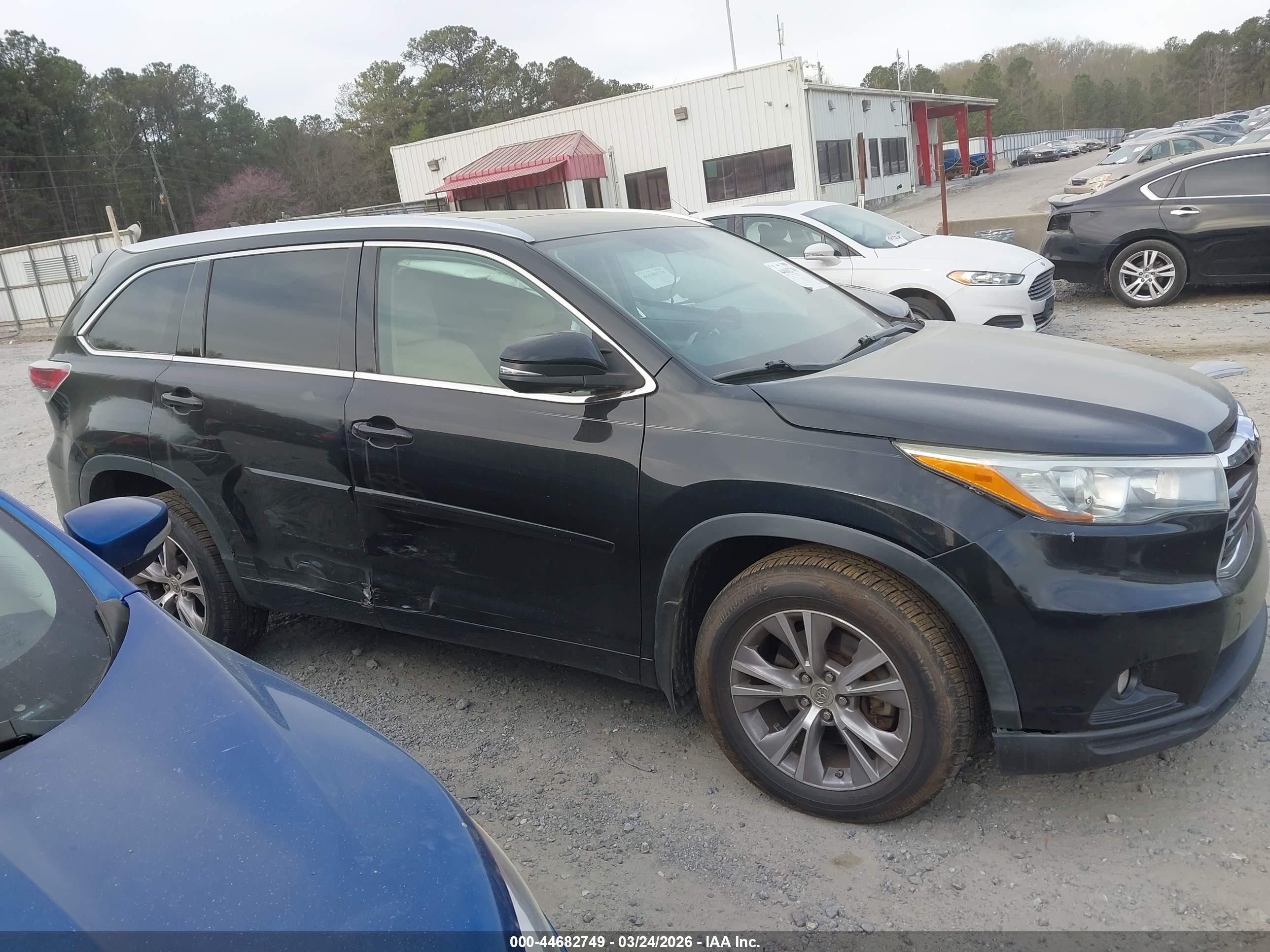 2015 Toyota Highlander Xle V6 Black vin: 5TDKKRFH5FS091194